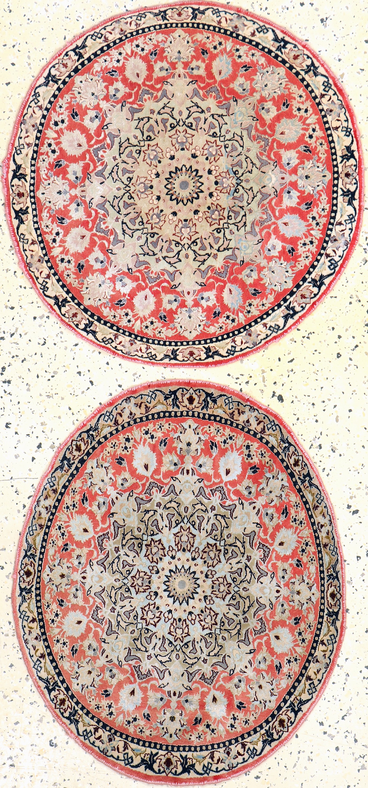 1 paar Nain fein, Persien, Mitte 20. Jhd, Korkwolle mit Seide, ca. 70 x 60 cm, EHZ: 2