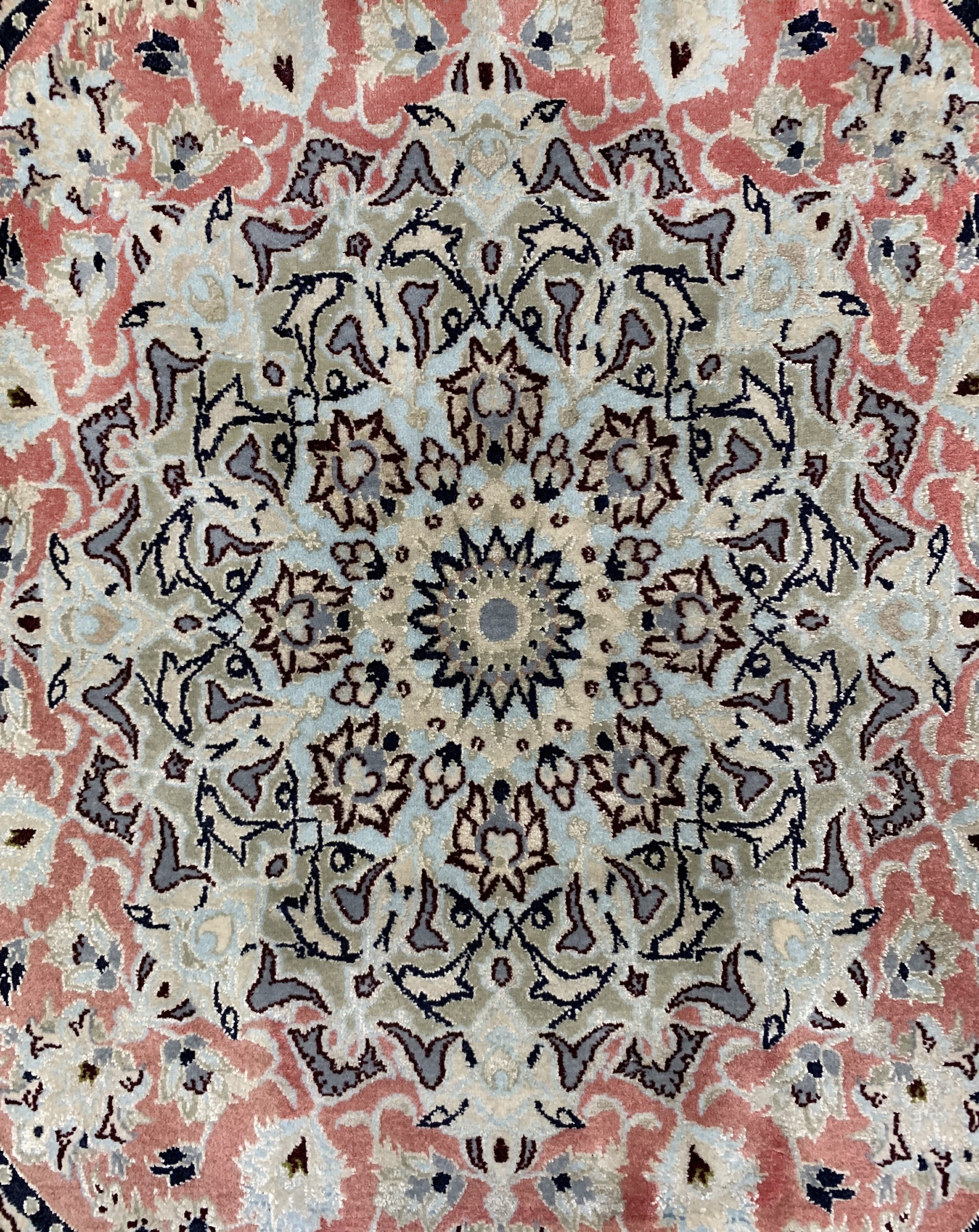 Detail a: 1 paar Nain fein, Persien, Mitte 20. Jhd, Korkwolle mit Seide, ca. 70 x 60 cm, EHZ: 2