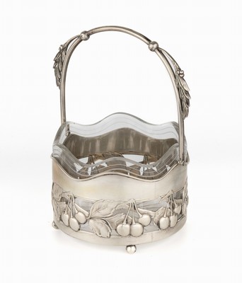 26772117a - Art Nouveau handle bowl