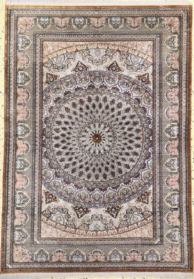 Image 26772134 - Qum silk fine, Persia, end of 20th century, pure natural silk, approx. 144 x 102 cm, approx. 1.0 million kn/sm, condition: 2. Rugs,Carpets & Flatweaves