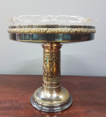 26772720a - Centerpiece, WMF, around 1900/10, Art Nouveau, XO, orig. Glass insert ground, damaged or ground on one side, H. approx. 23.5 cm, D. 24.5 cm