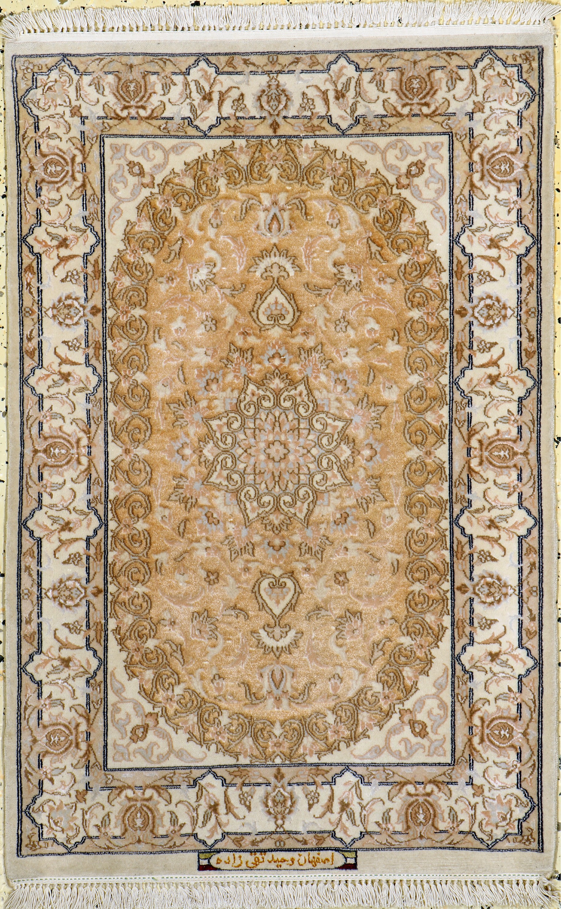 Esfahan fein"Seidengrund", Persien, Ende 20.Jhd, Korkwolle mit und auf Seide, ca. 88 x 62 cm, ca. 1,0 Mio. Kn/qm, EHZ: 1-2