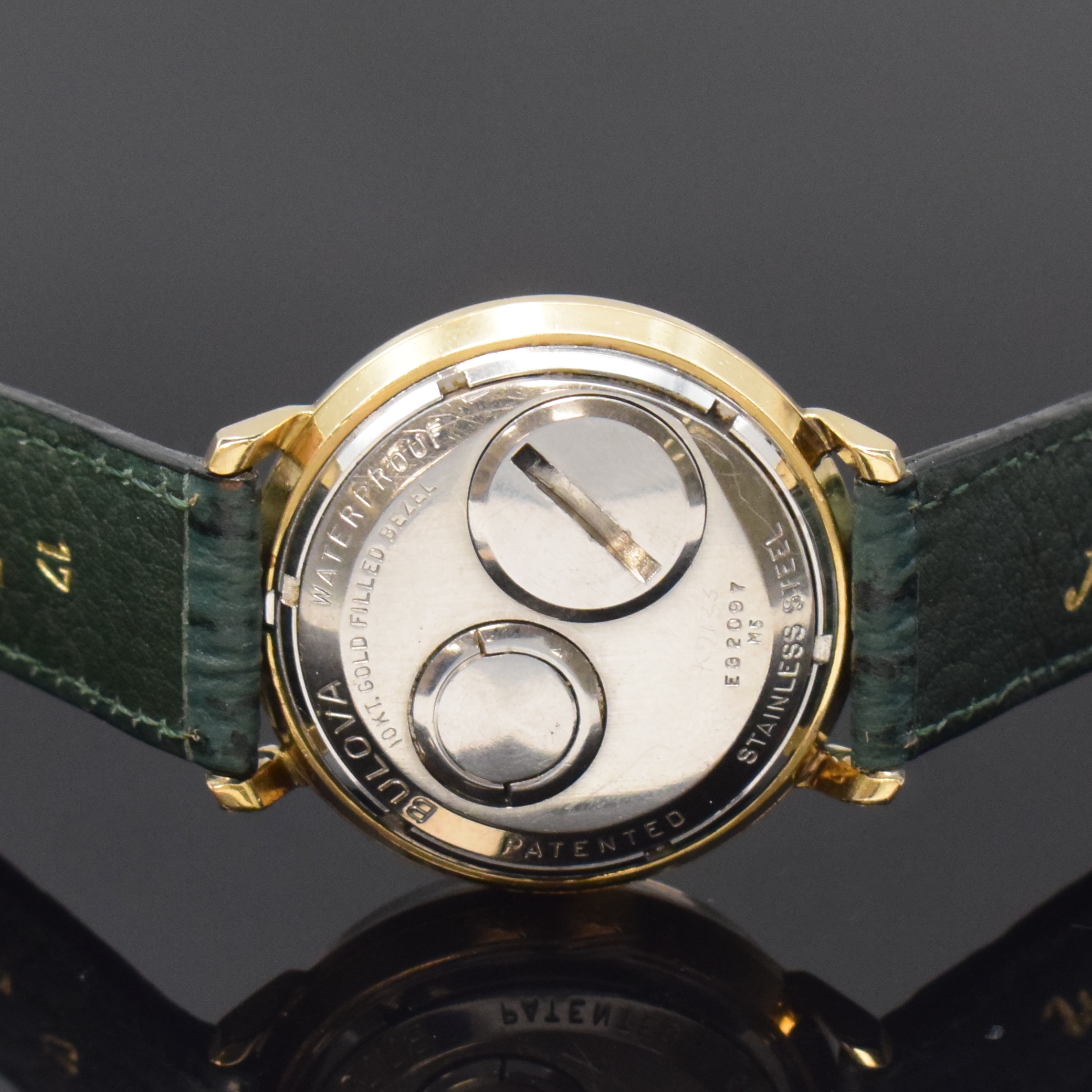 Detail c: BULOVA Herrenarmbanduhr Accutron Spaceview, Schweiz um 1968, Edelstahlgeh., Boden verschr., sichtbares Stimmgabelschwingerwerk, Leuchtzeiger, ...