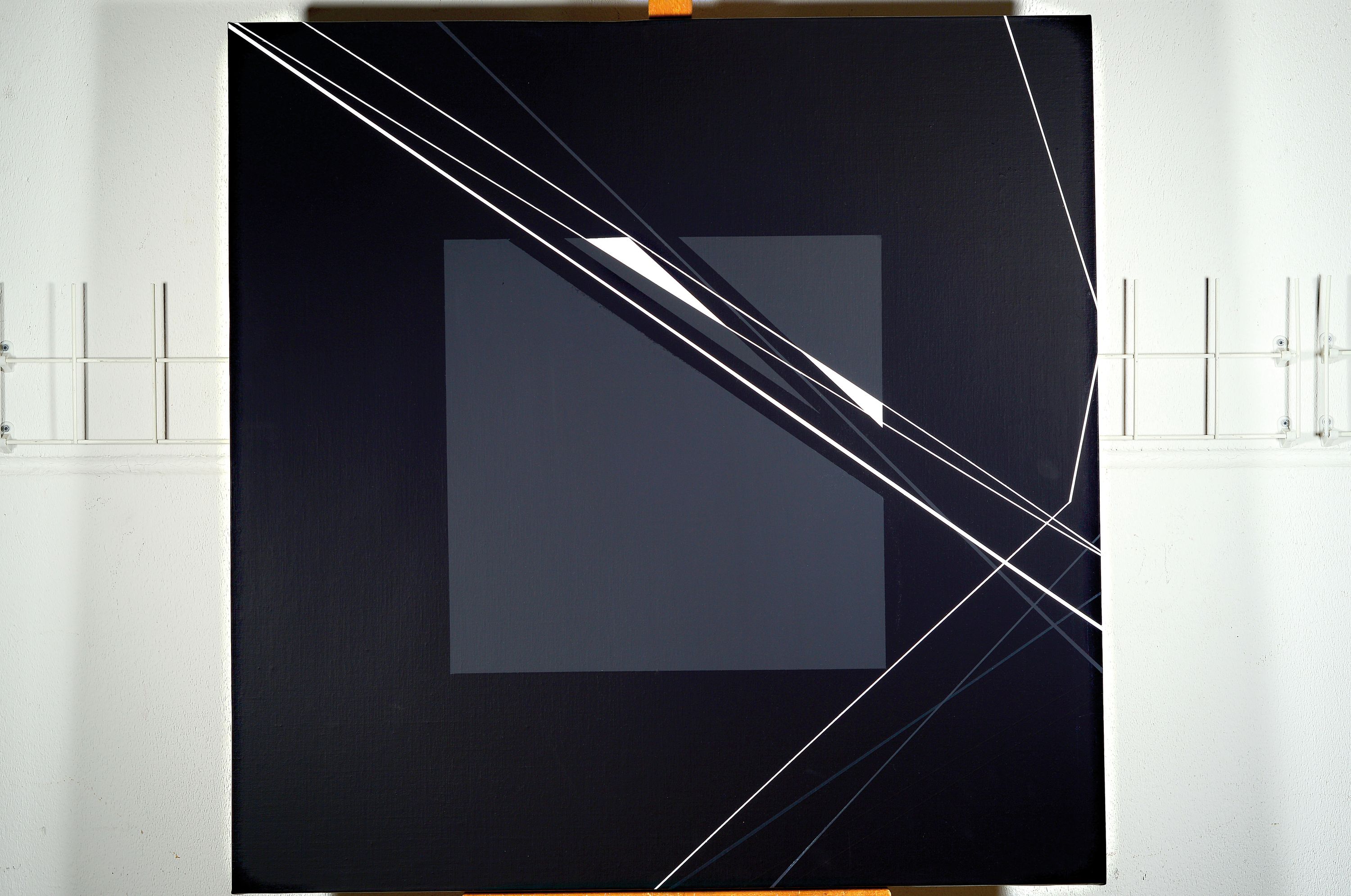 Detail k: Erwin Steller, geb. 1928 München, L-Fragment (246-5678), abstrakt-lineare Komposition in weiß auf schwarzem Grund, Öl/Lwd auf Holz aufgezogen, ...
