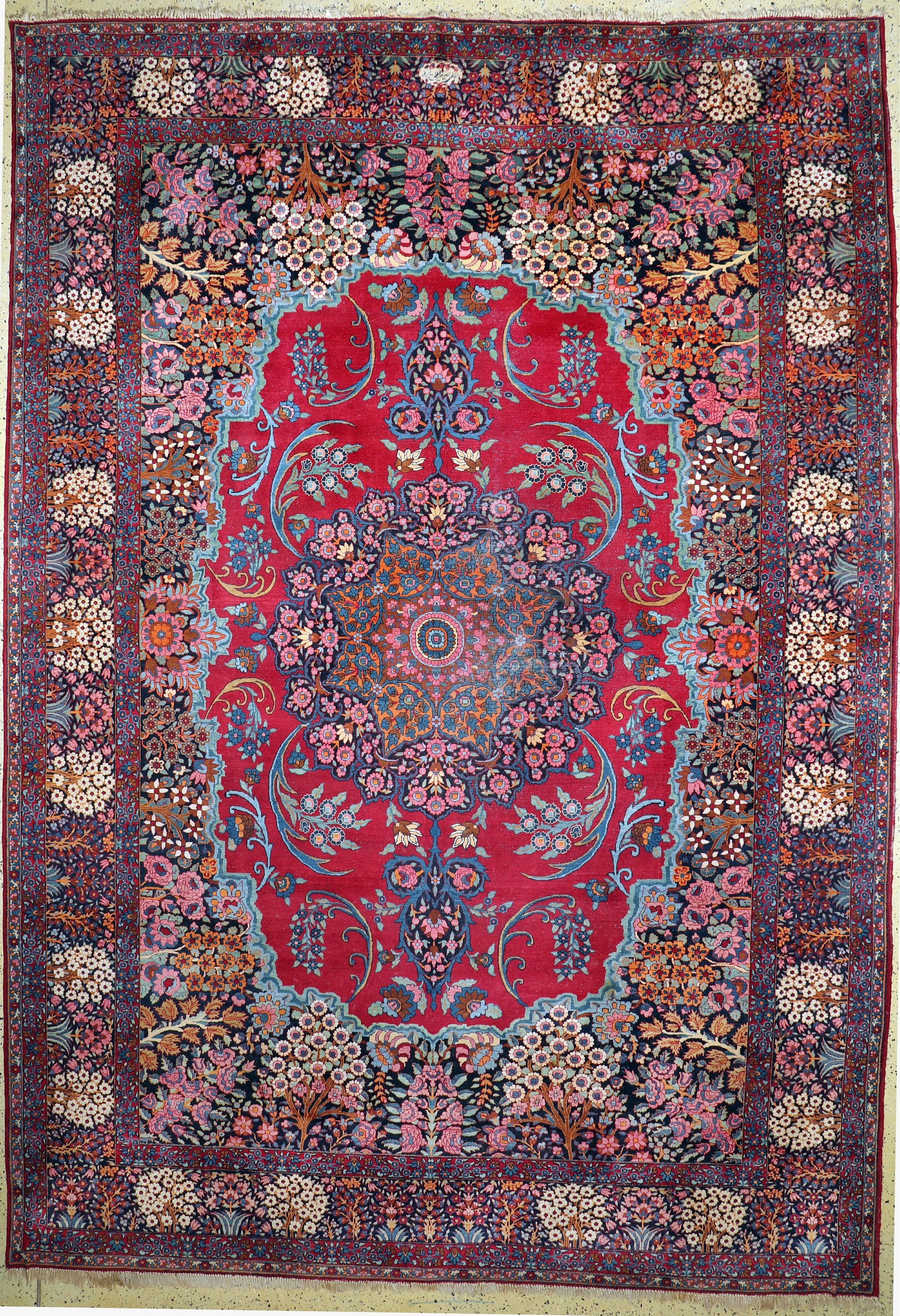 Yazd antik, signiert, Persien, um 1910/1920, Wolle auf Baumwolle, ca. 420 x 295 cm, EHZ: 3