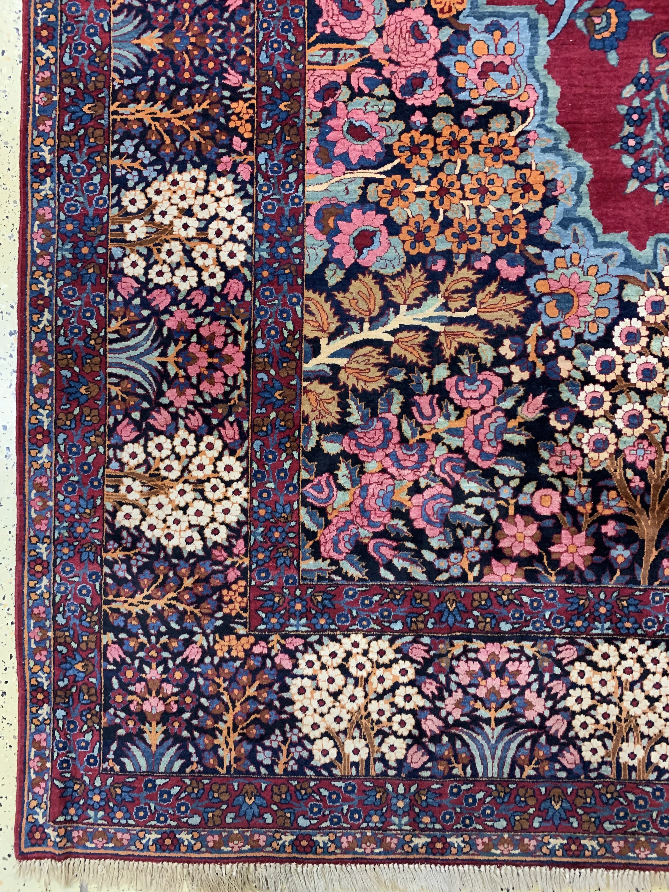 Detail b: Yazd antik, signiert, Persien, um 1910/1920, Wolle auf Baumwolle, ca. 420 x 295 cm, EHZ: 3