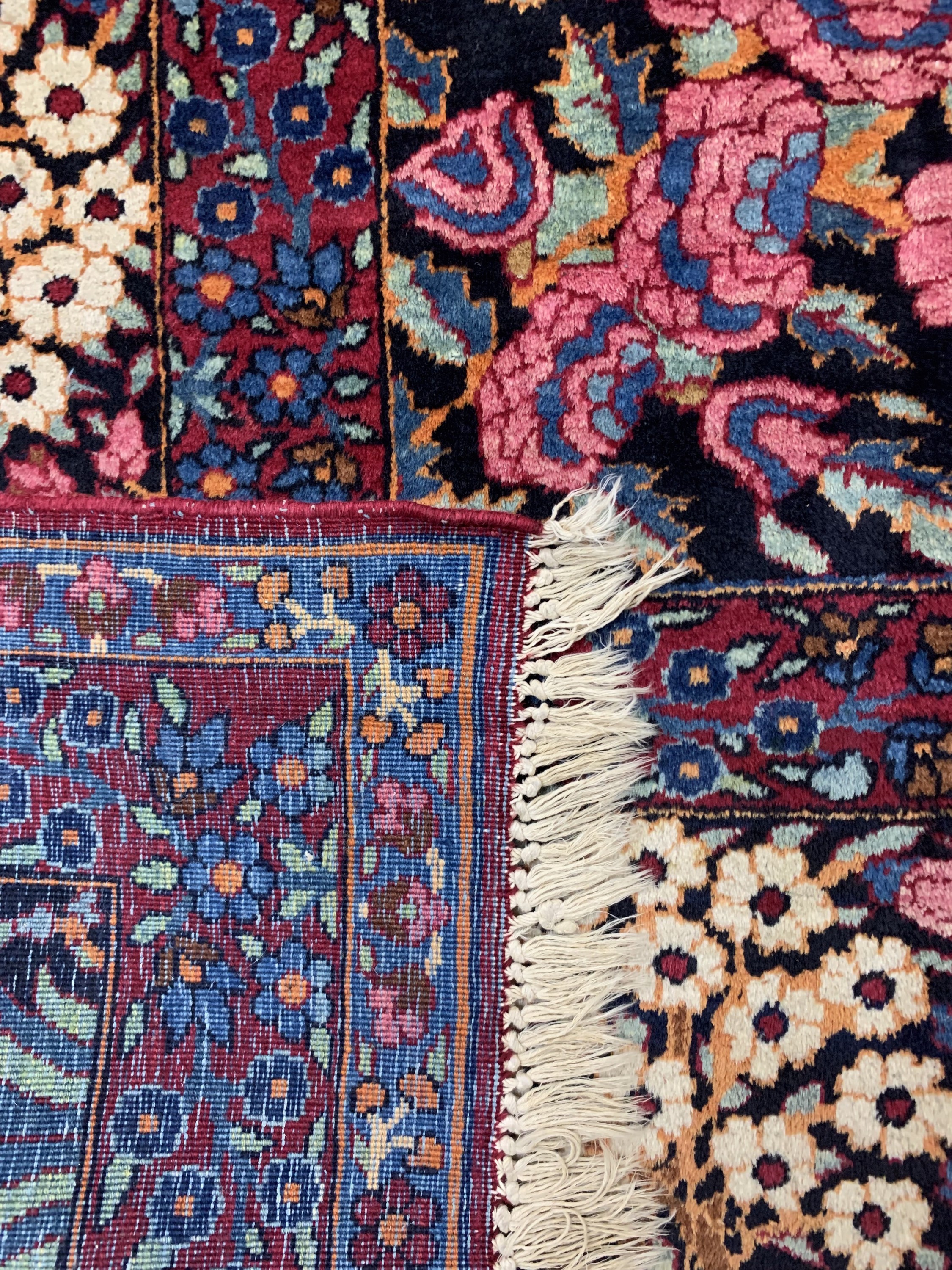 Detail h: Yazd antik, signiert, Persien, um 1910/1920, Wolle auf Baumwolle, ca. 420 x 295 cm, EHZ: 3
