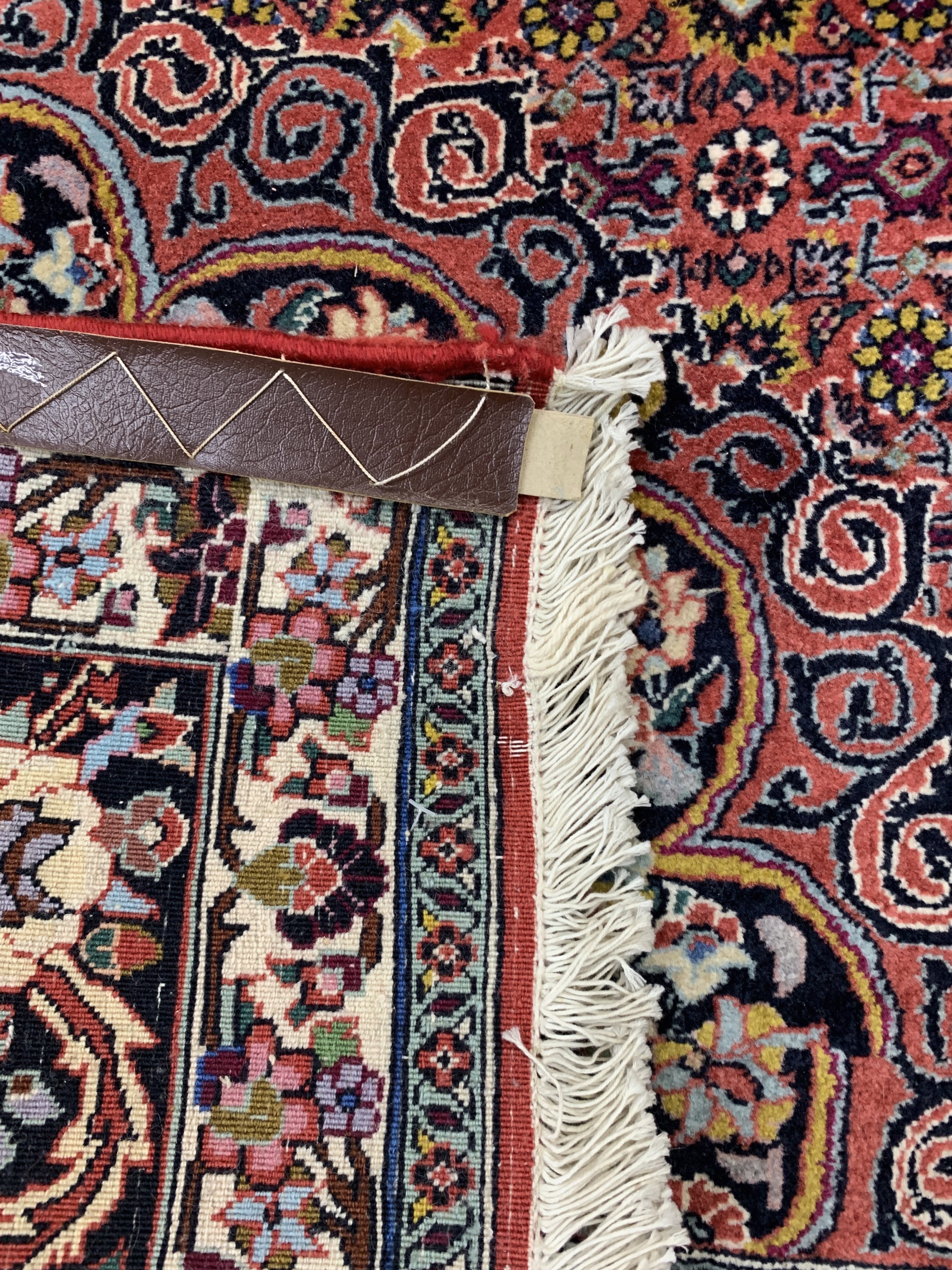 Detail e: Bidjar Kork fein, Persien, Ende 20.Jhd, Korkwolle auf Baumwolle, ca. 310 x 253 cm, EHZ: 1-2