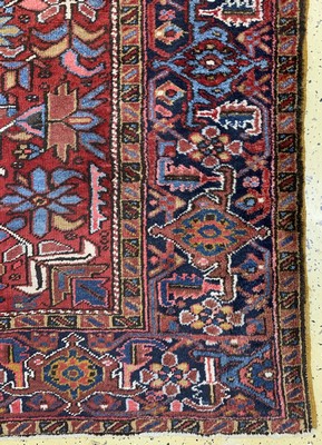 26773371a - Heriz old, Persia, early 20th century, wool oncotton, approx. 344 x 275 cm, condition: 2-3. Rugs, Carpets & Flatweaves