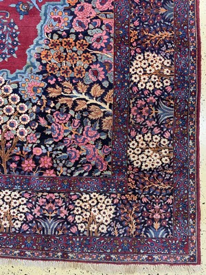 26773372a - Yazd antique, signed, Persia, around 1910/1920, wool on cotton, approx. 420 x 295 cm, condition: 3. Rugs, Carpets & Flatweaves