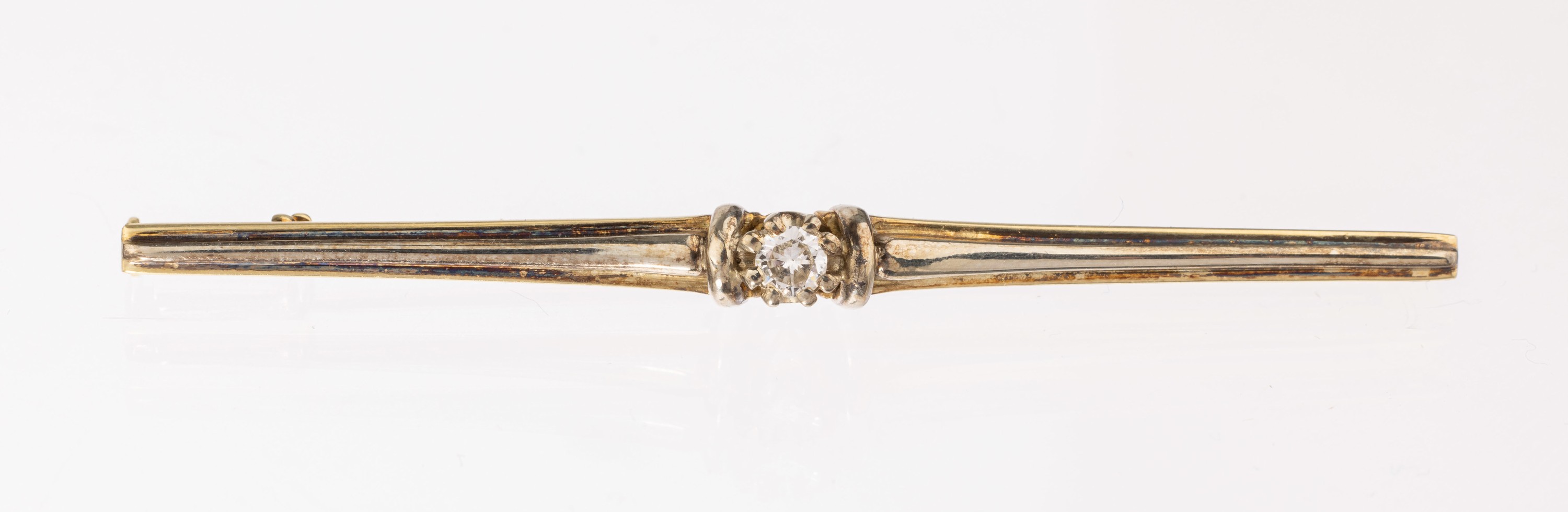14 kt Gold Brillant Brosche, GG 585/000, Brillant ca. 0.10 ct Weiß/si, total ca. 4.3 g, L ca. 5.8 cm