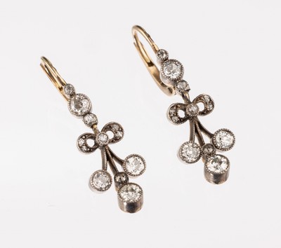 Image 26773814 - Pair of 14 kt gold diamond earrings approx. 1870/80
