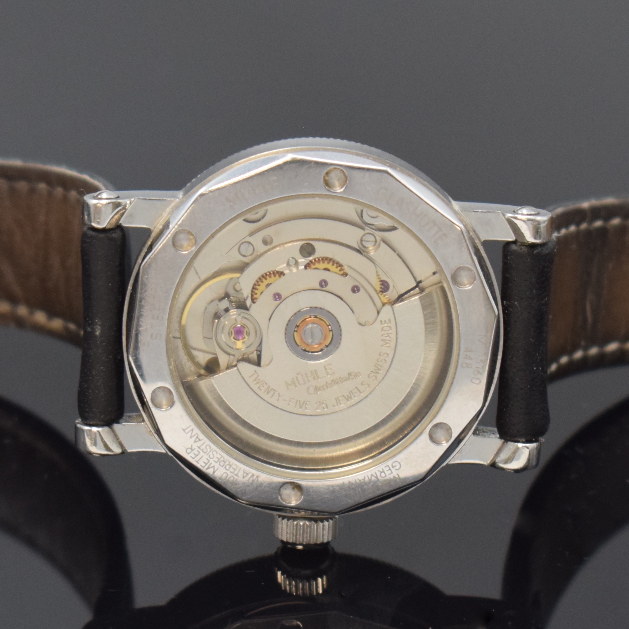 Detail e: NAUTISCHE INSTRUMENTE MÜHLE GLASHÜTTE Damenarmbanduhr Referenz M 13160, Schweiz/Deutschland 1990er Jahre, Automatik, Edelstahlgeh. inkl. Lederband ...