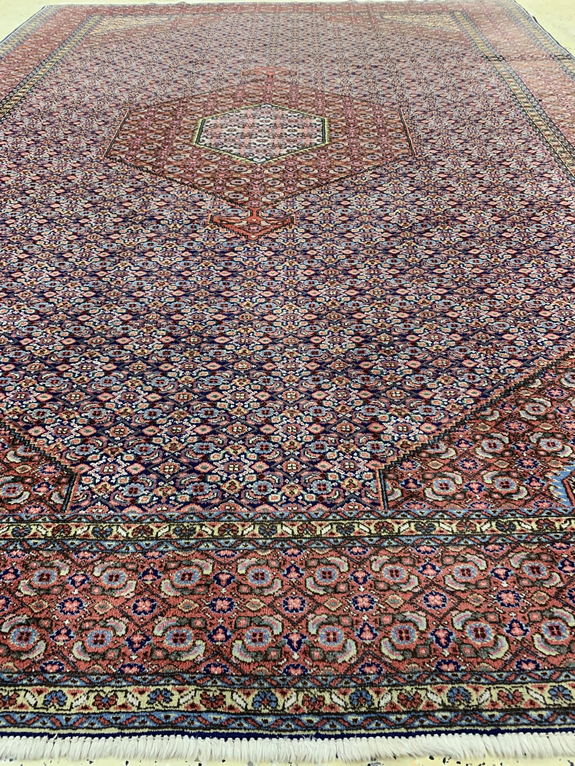 Detail d: Ardebil fein, Persien, Anfang 20.Jhd, Wolleauf Baumwolle, ca. 310 x 222 cm, EHZ: 2