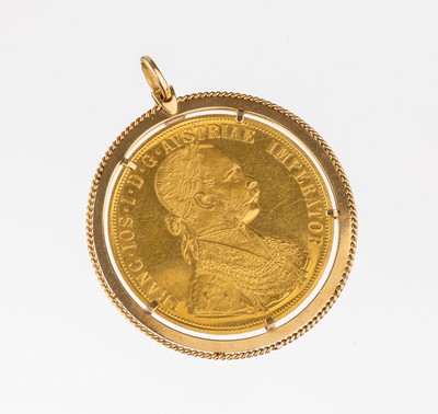 Image 26774114 - 18 kt gold coin pendant