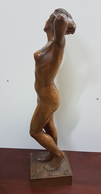 26774127c - W. Röttger, dated 1942, standing female nude, fully sculptural wood carving, signed and dated, approx. 57cm