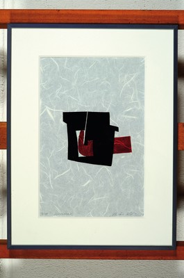 26774178b - Martin Schöneich, born 1955 Grünstadt, 2 linocuts and one etching, informal compositionin red and black, two linocuts, hand signed. and numbered 14/50 or 17/50, each approx 29x19cm, passe-partout, u.Gl., R. approx 40x31cm; drypoint etching with embossed printing, signed, inscribed: e.a., approx 29x21cm, passe-partout, below, R. approx 40x31cm; lives and works in Bad Bergzabern, studied at the academy Munich, master student of Prof. Erich Koch