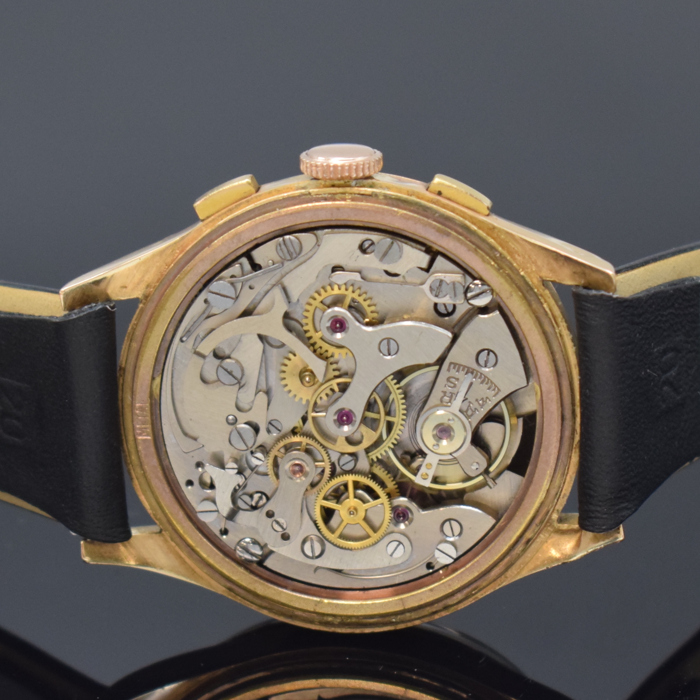 Detail f: CHRONOGRAPHE SUISSE Armbandchronograph in RoseG 750/000, Schweiz um 1950, Handaufzug, Geh. dell., Boden gedr., Metall Innendeckel, silb. Zifferbl., ...