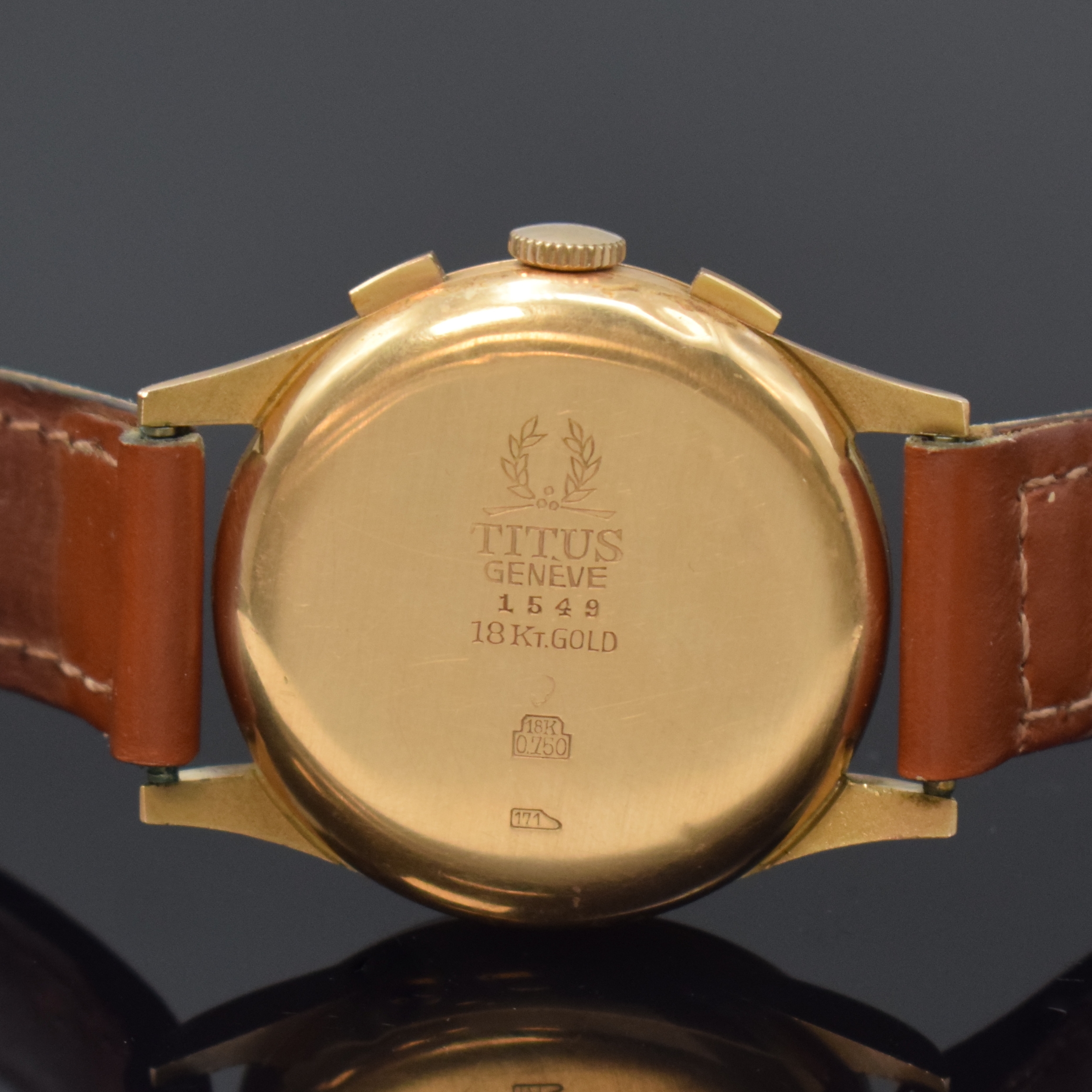 Detail d: TITUS Armbandchronograph in RoseG 750/000, Schweiz um 1950, Handaufzug, dell. Boden aufgedr., Metall-Innendeckel, kupferfarb. Zifferbl., arab. ...