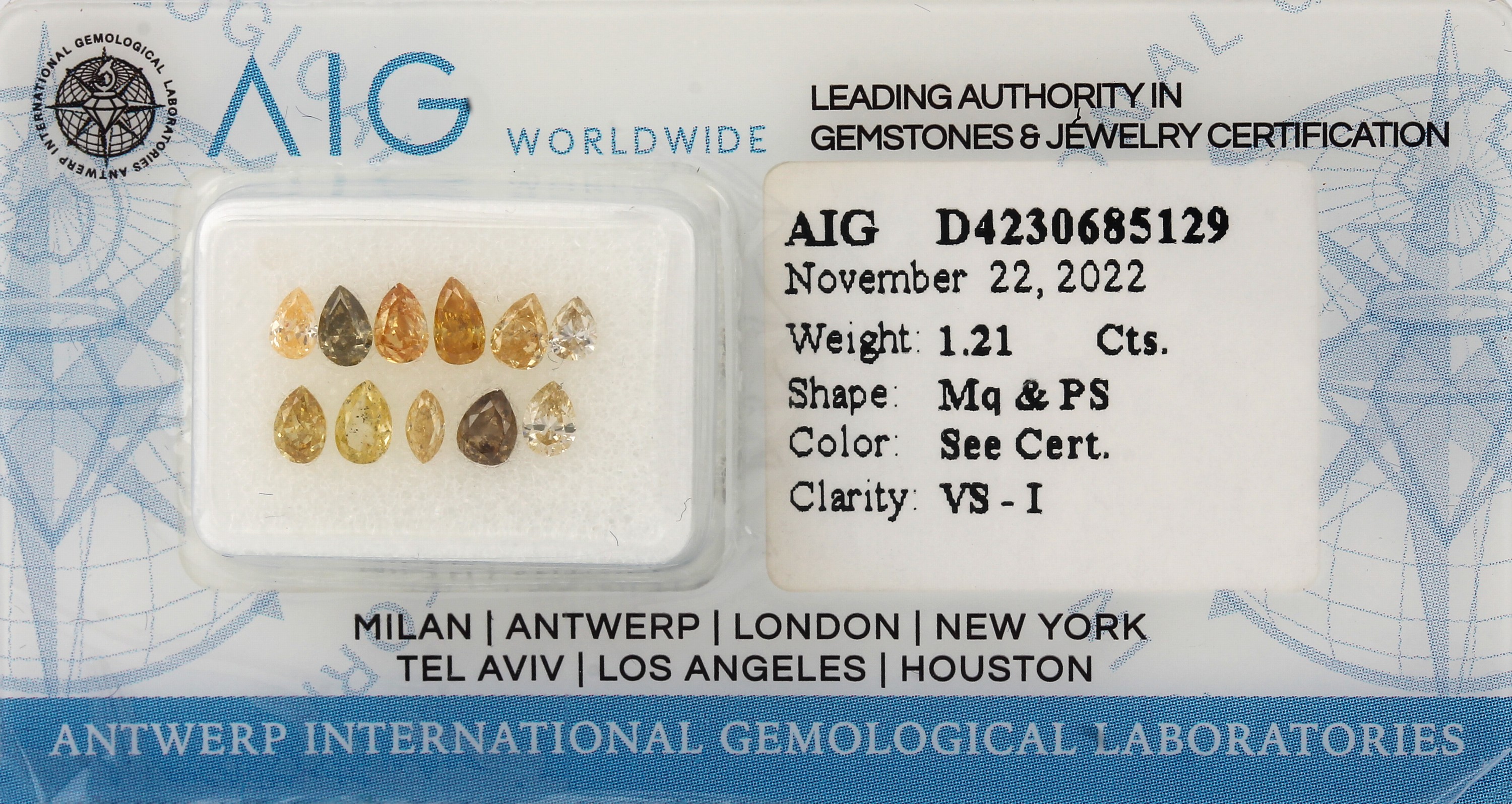 Lot lose Diamanten 1.21 ct, tropfenförmig facett., 1 x Navette, Natural Fancy Mix Yellow-Brown/vs-si, mit AIG Expertise