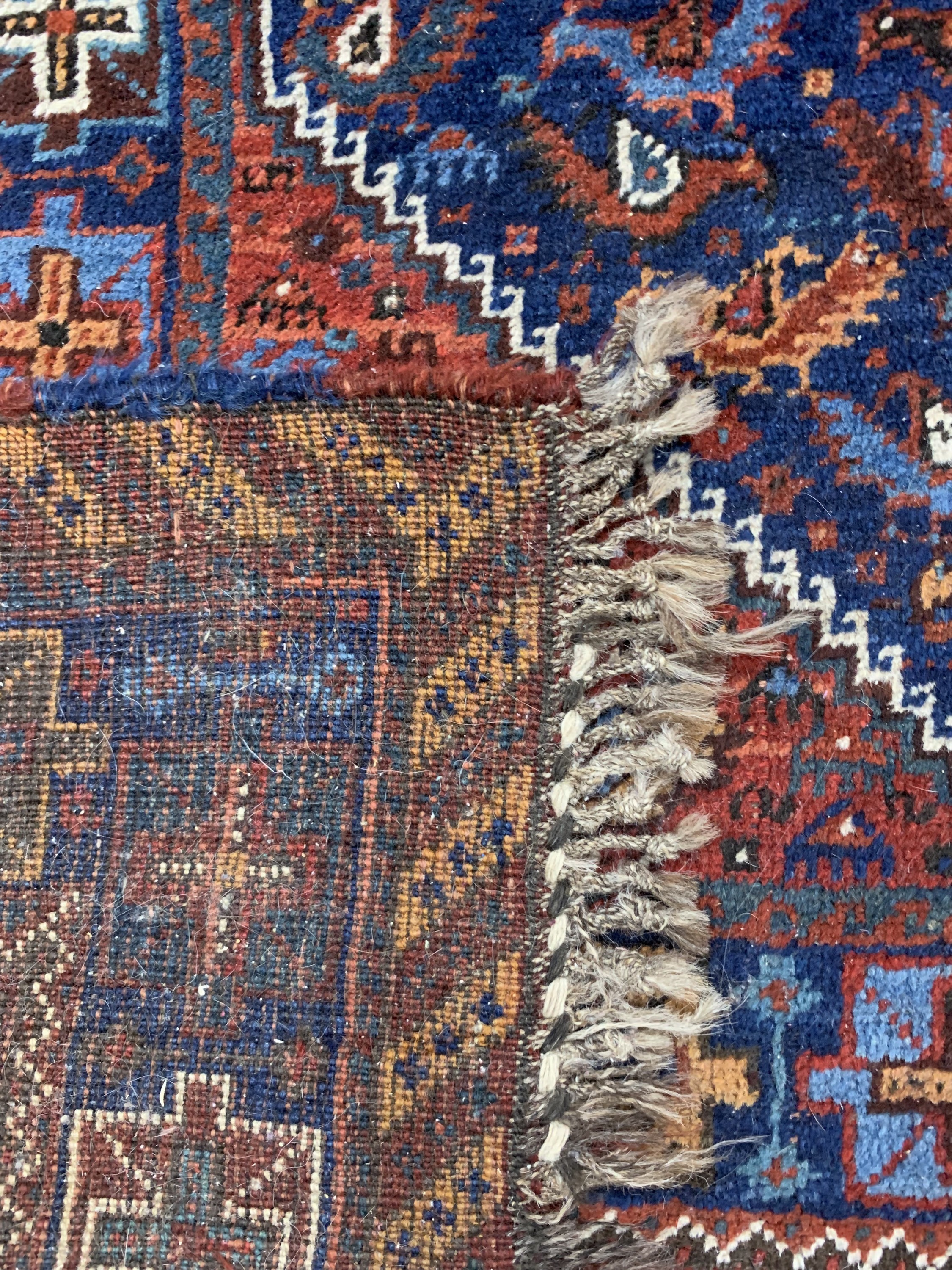 Detail e: Schiraz alt, Persien, Anfang 20.Jhd, Wolle auf Wolle, ca. 322 x 250 cm, EHZ: 3