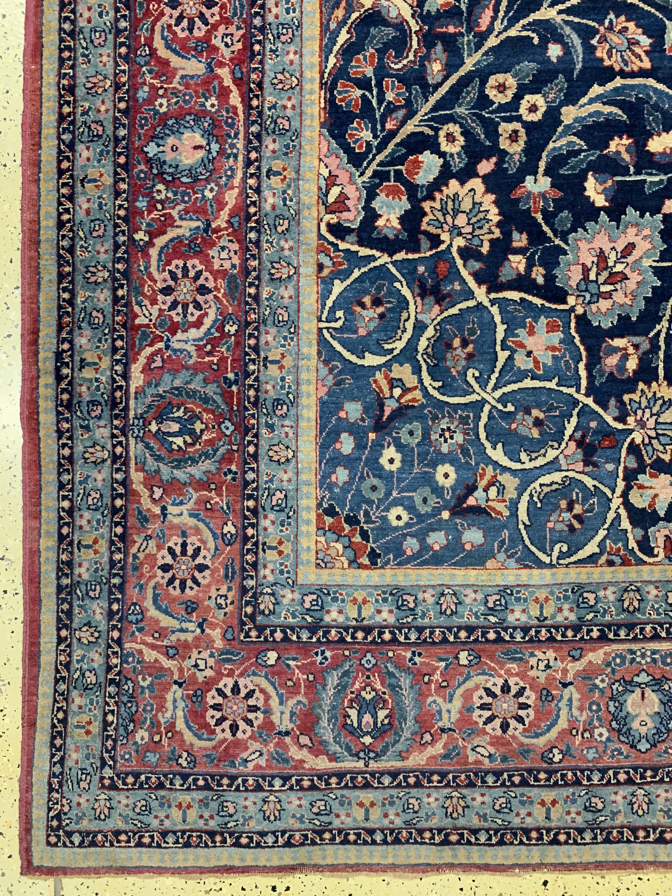 Detail b: Antiker Khorasan, Persien, um 1900, Wolle auf Baumwolle, ca. 408 x 283 cm, EHZ: 3