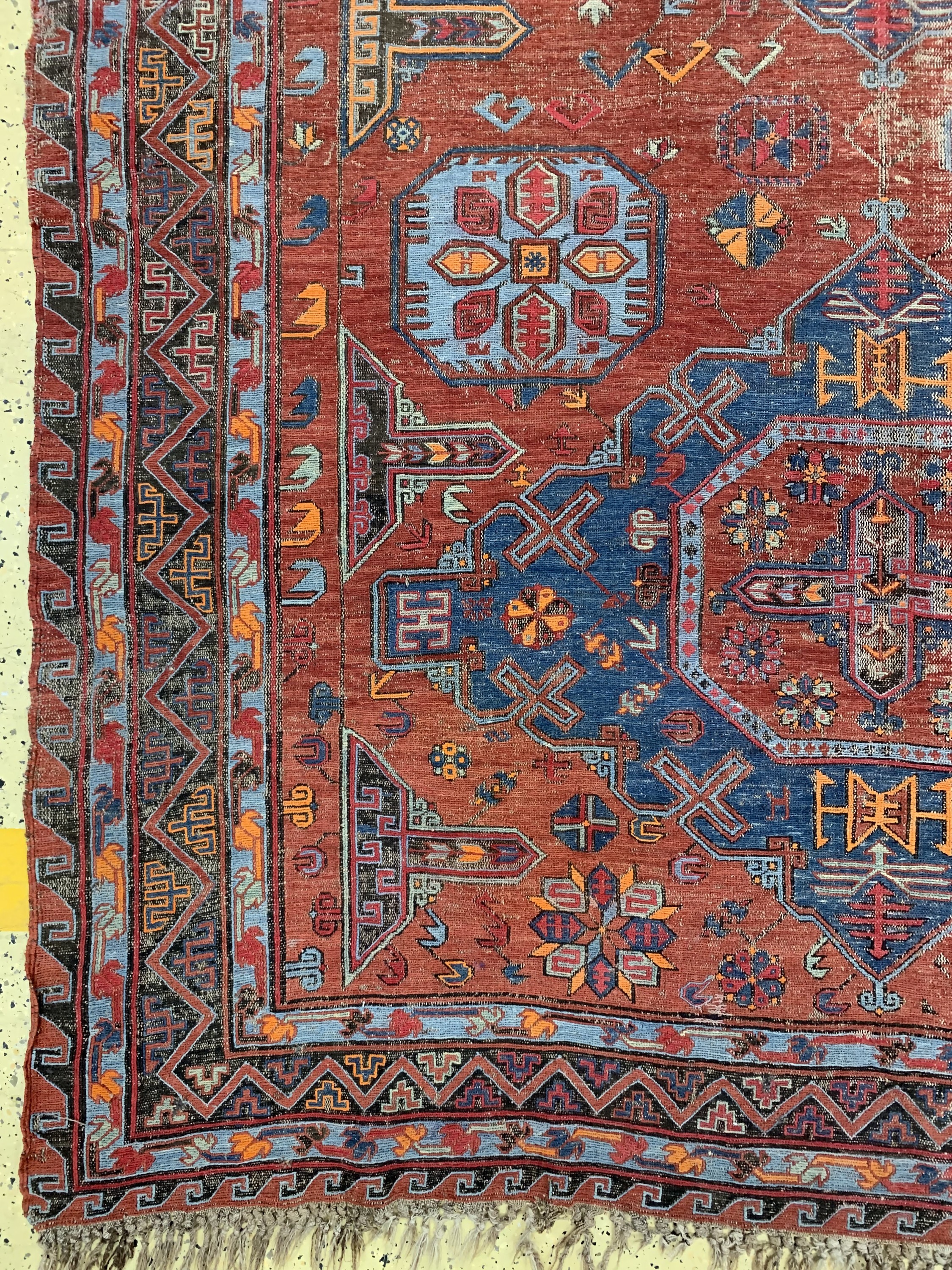 Detail b: Antiker Sumakh, Kaukasus, um 1900, Wolle auf Wolle, ca. 460 x 330 cm, EHZ: 4