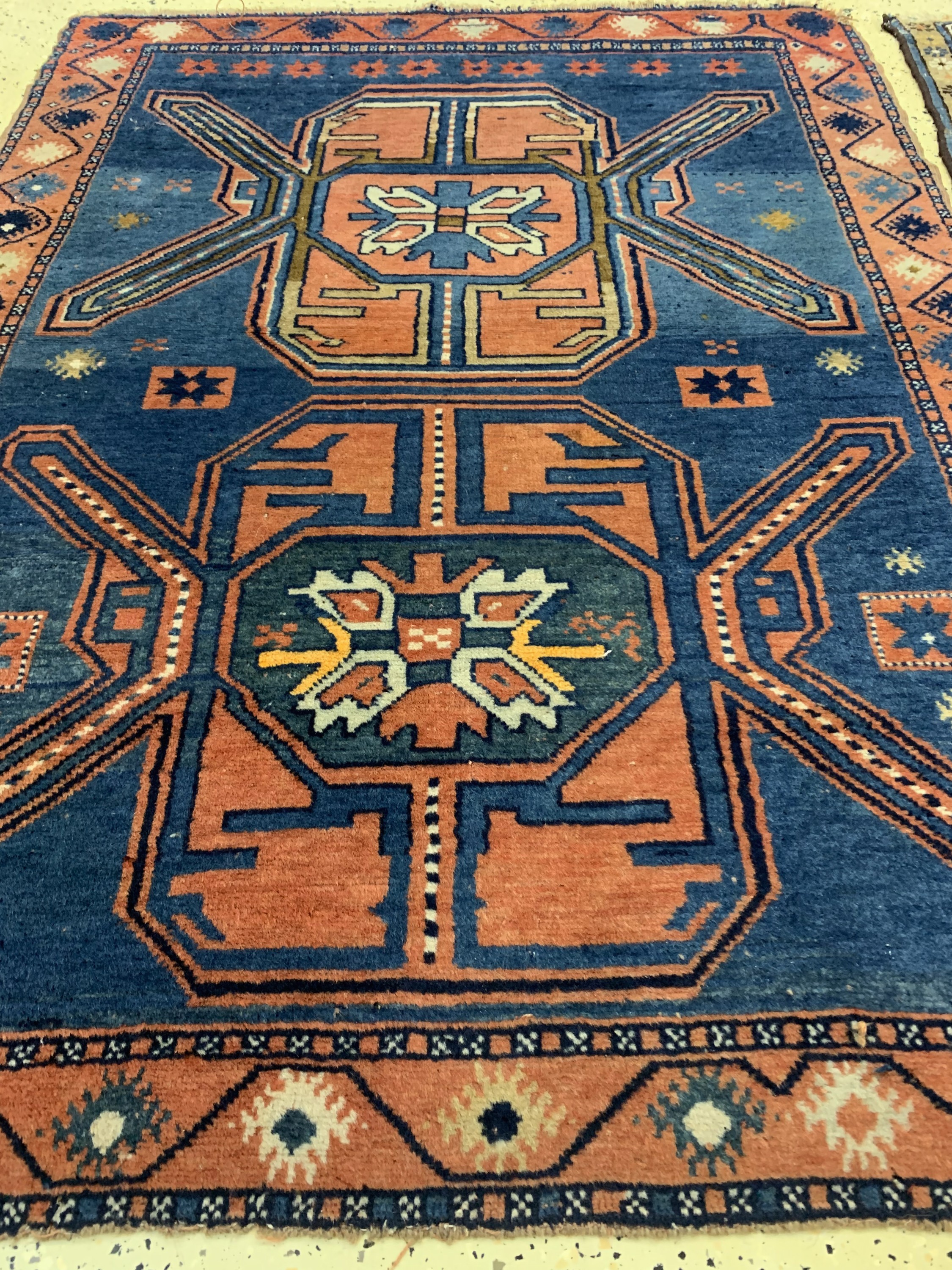 Detail f: 2 Lots Kazak antik, Kaukasus, um 1900, Wolle auf Wolle, ca. 160 x 105 cm, EHZ: 3-4