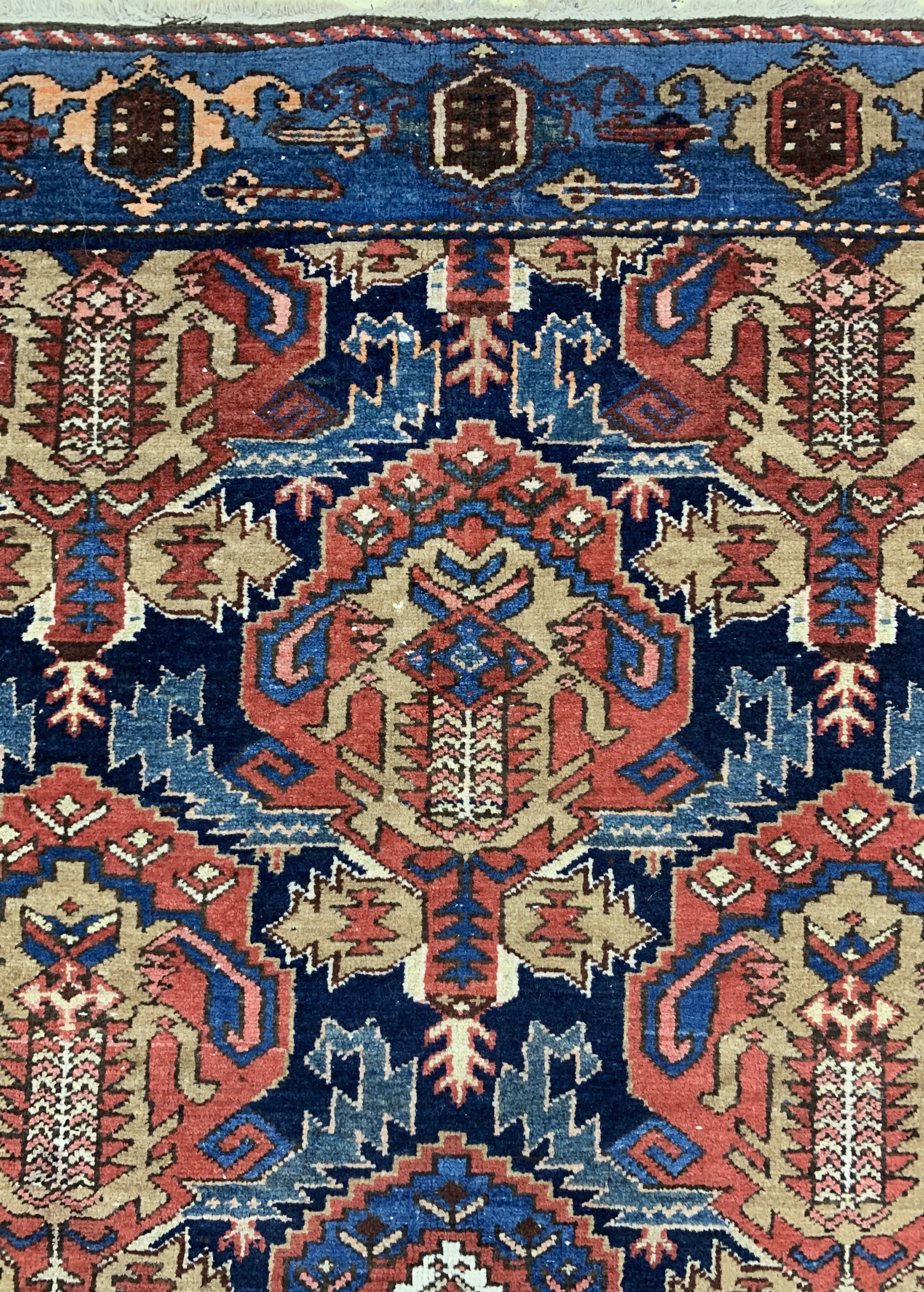 Detail b: Shahsawan antik, Persien, um 1900, Wolle auf Baumwolle, ca. 192 x 123 cm, EHZ: 2-3
