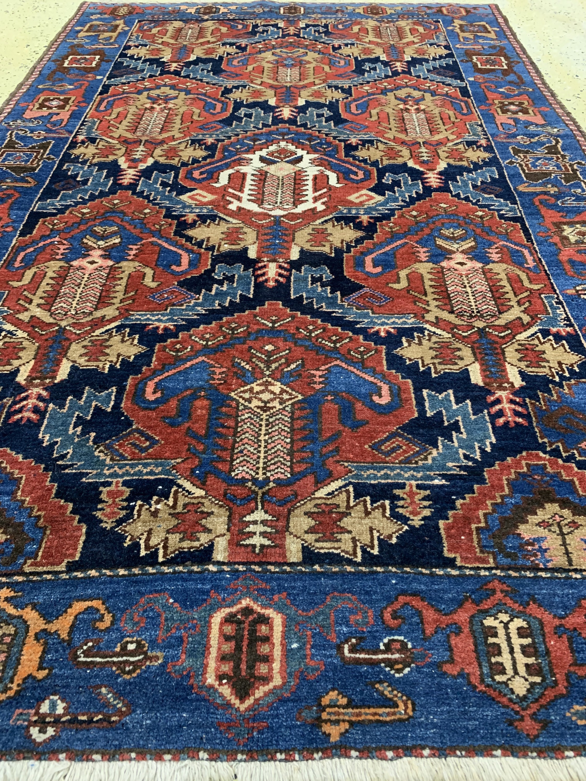 Detail c: Shahsawan antik, Persien, um 1900, Wolle auf Baumwolle, ca. 192 x 123 cm, EHZ: 2-3