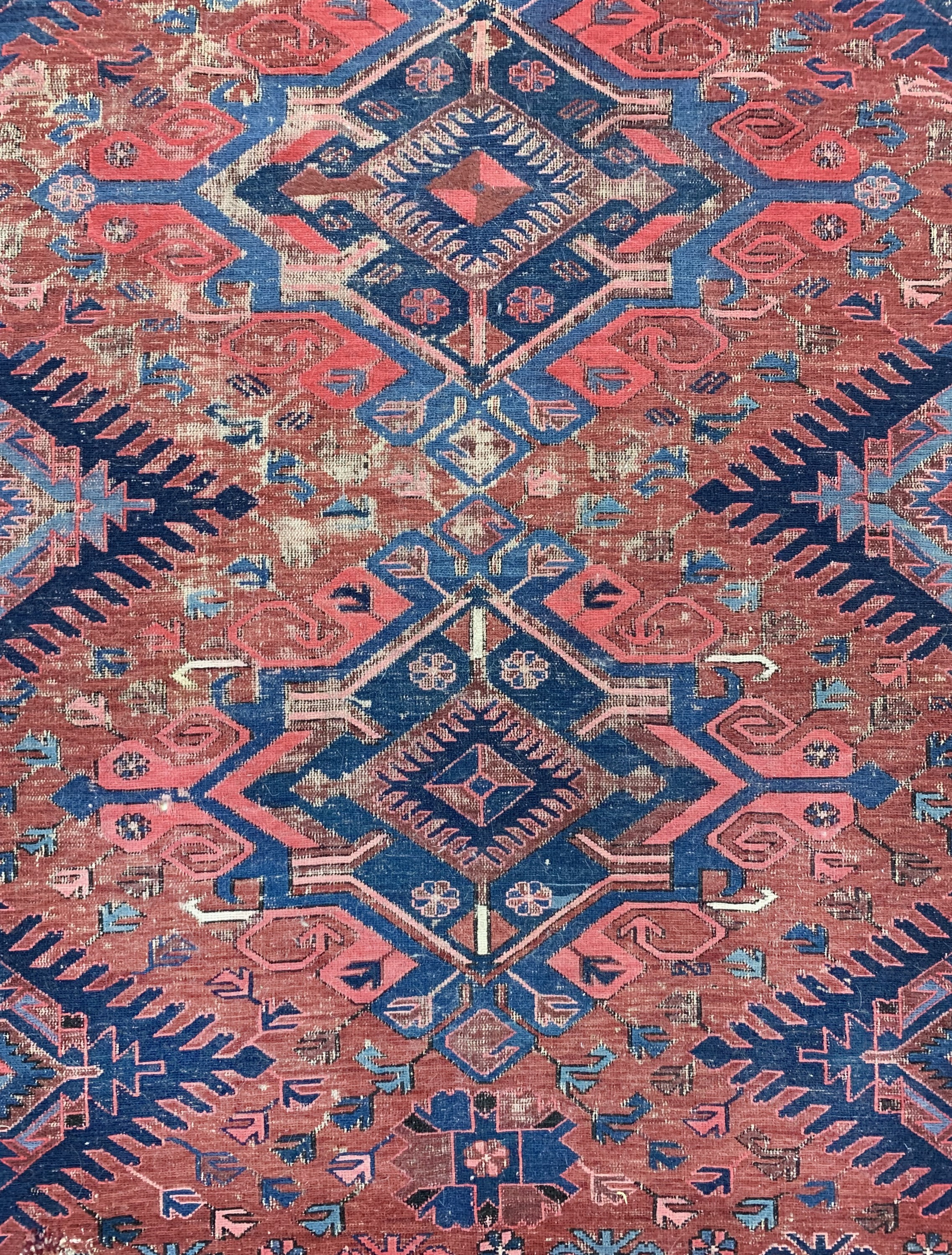 Detail b: Antiker Sumakh, Kaukasus, Ende 19.Jhd, Wolle auf Wolle, ca. 200 x 140 cm, EHZ: 3