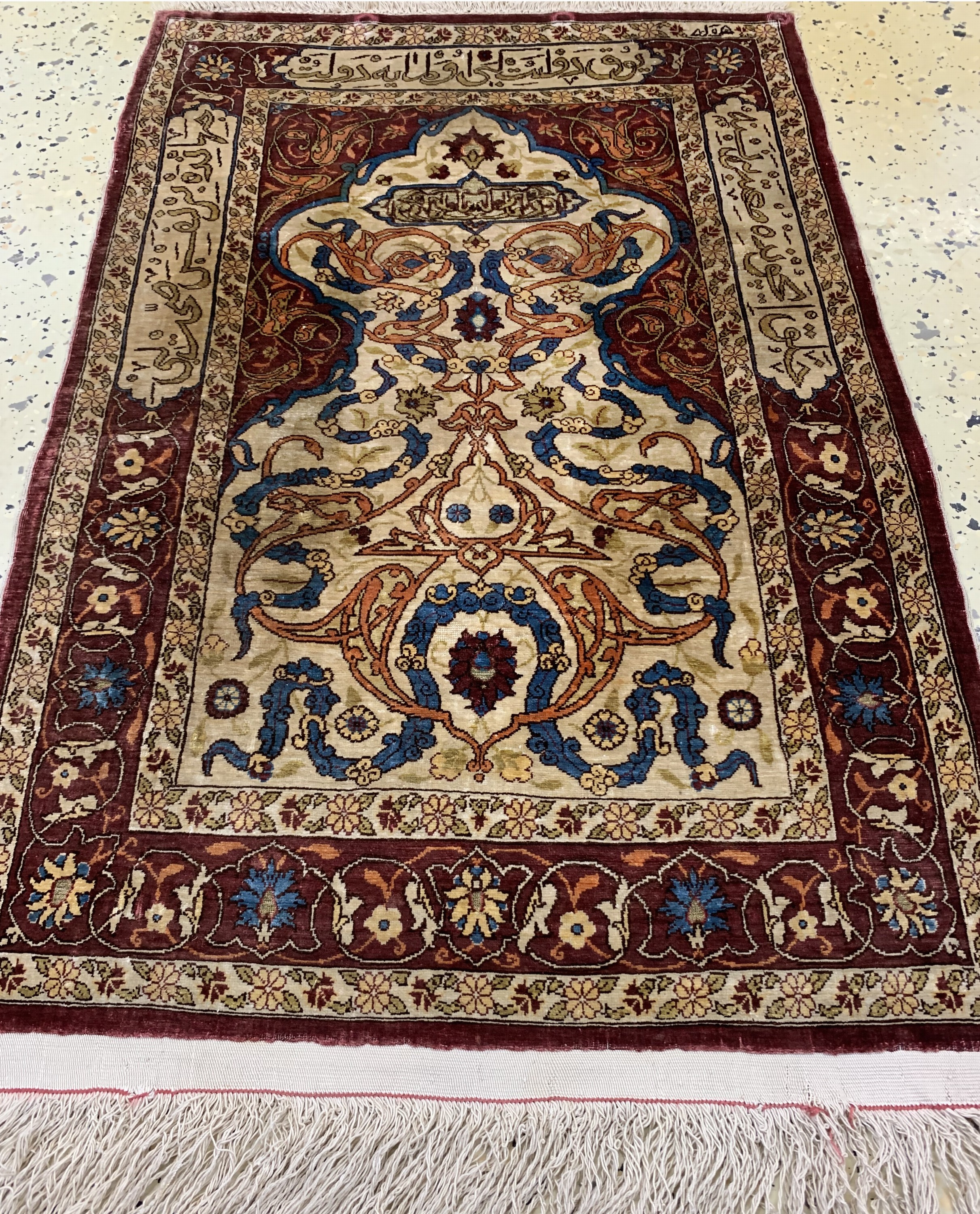 Detail e: Hereke Seide"Özipek", signiert, Türkei, Mitte 20.Jhd, reine Naturseide, ca. 80 x 54 cm, ca. 1,0 Mio. Kn/qm, EHZ: 2