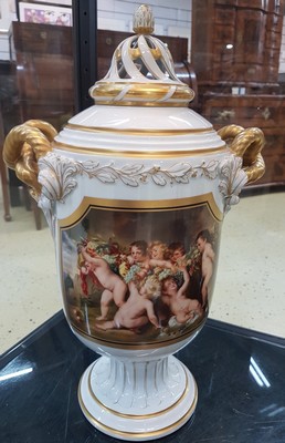 26776346a - Large potpourri vase, Rosenthal art department, around 1910, porcelain, relief oak leaf decoration, horned twisted handles, rich gold decoration, in a cartouche cupids with flower garlands after model of Peter Paul Rubens, height approx. 52cm