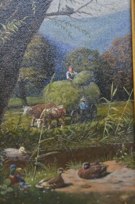 26777016e - Jürgen Hempel, born 1948, hay harvest at the duck pond, so on the back titled, in the foreground, chickens, turkeys and ducks at the pond, behind it a hay harvest scene, behind it the village, oil/wood, fine detailed painting, oil/wood, signed lower right, approx. 40x50cm, frame approx. 55x65cm