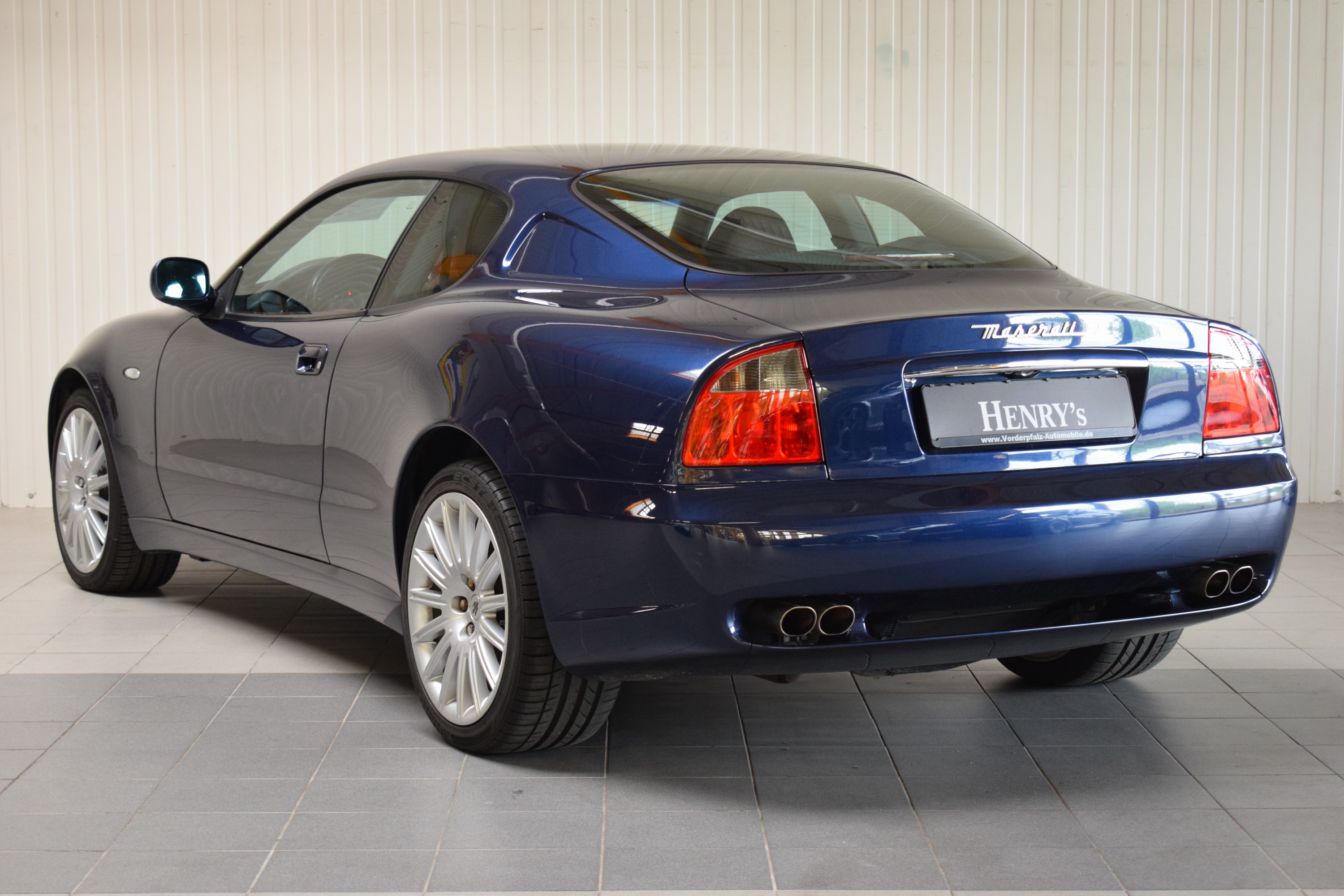 Detail c: Maserati 4200 Coupe, EZ 05/2003, Laufleistung ca. 51.700 km, 4.Hand HU 07/2025, 287 kW/390 PS, 8-Zylinder, Automatikgetriebe, blau, LederRot, ...