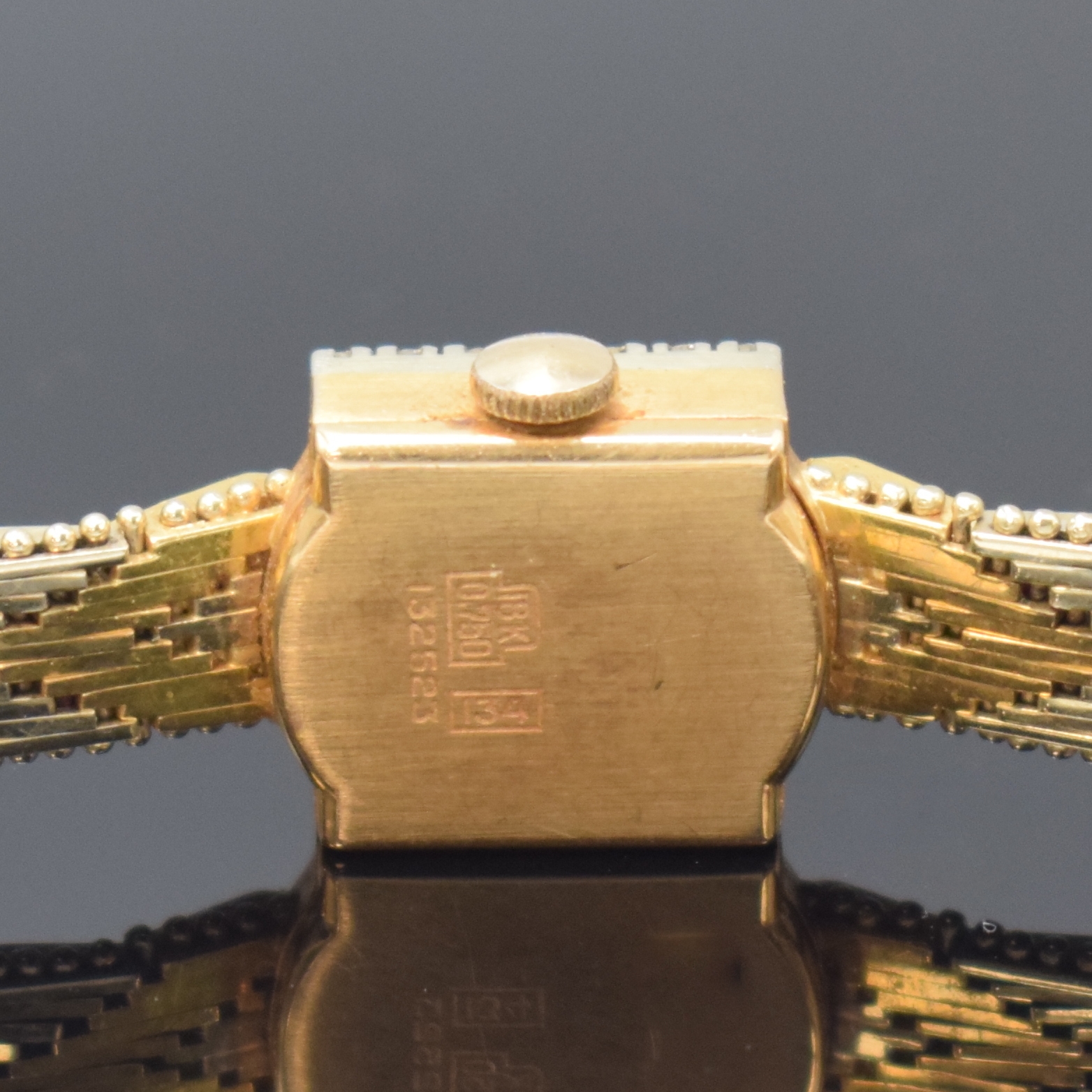 Detail c: EXACTUS Damenarmbanduhr in RoseG 750/000 mit Diamanten, Schweiz um 1965, Handaufzug, Boden aufgedr., Lünette m. Diamanten bes., silb. Zifferbl. m. ...