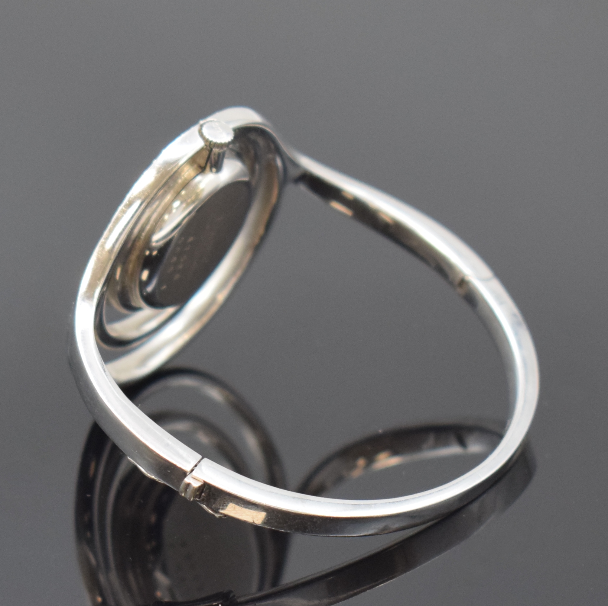 Detail c: CHOPARD ausgefallene und seltene Damenschmuckuhr in WG 750/000 mit Diamanten, Schweiz um 1980, Handaufzug, ovales Geh., Boden aufgedr., Spange, ...