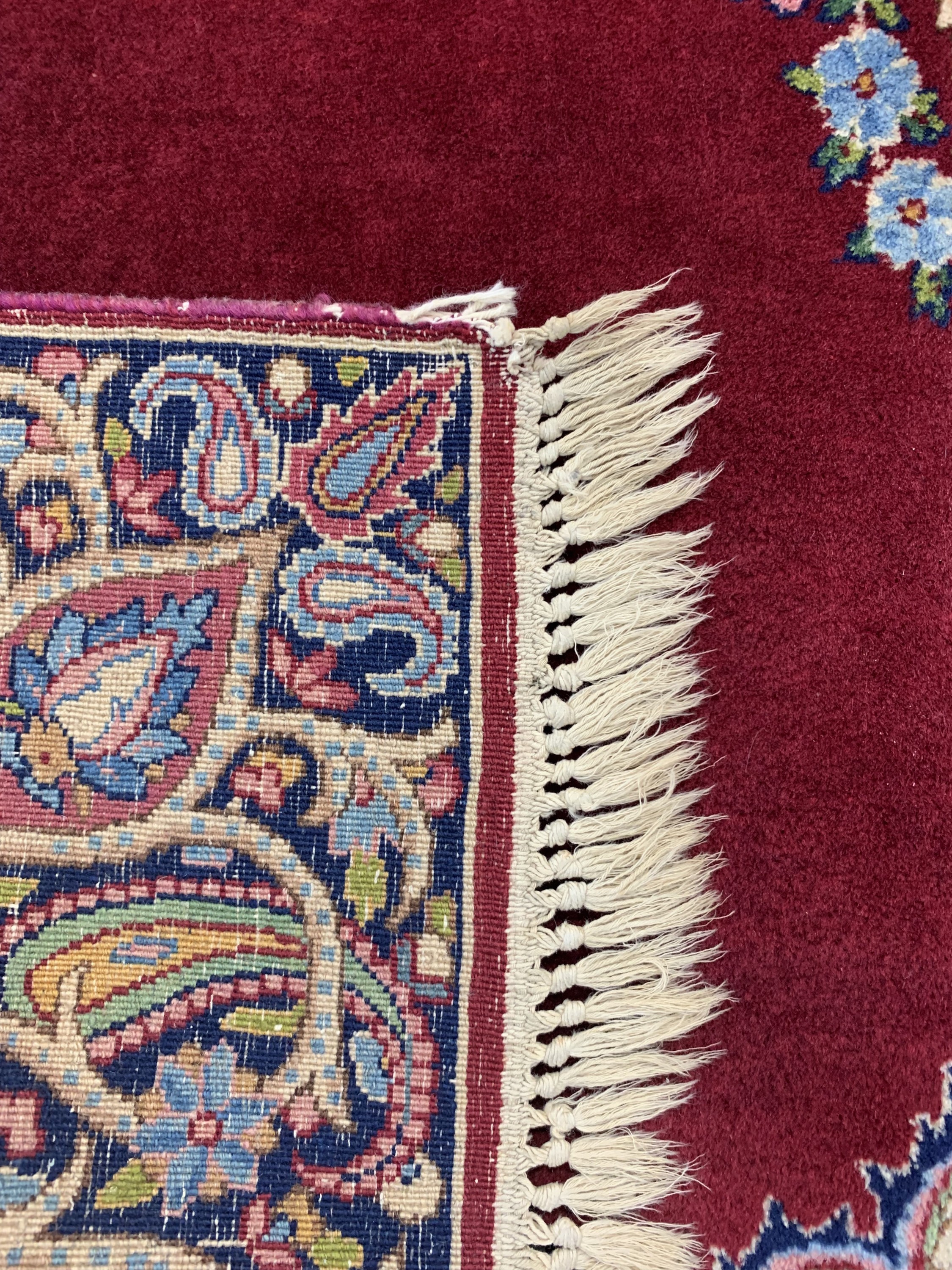 Detail e: Kerman Lawar Kork fein, Persien, Anfang 20.Jhd, Korkwolle auf Baumwolle, ca. 220 x 137cm, gereinigt, EHZ: 1-2
