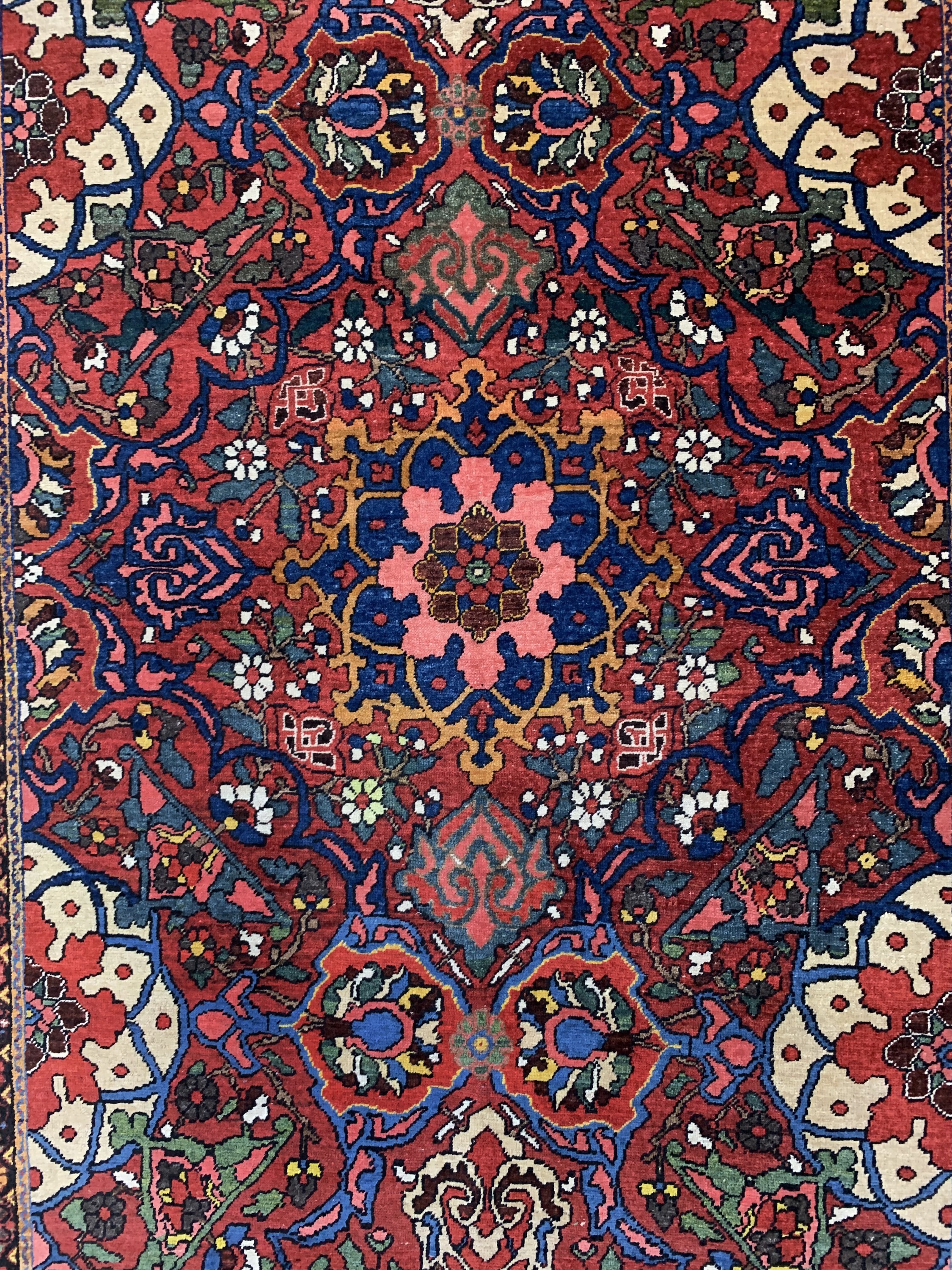 Detail b: Bachtiar Saman alt, Persien, Anfang 20.Jhd,Wolle auf Baumwolle, ca. 223 x 145 cm, gereinigt, EHZ: 2