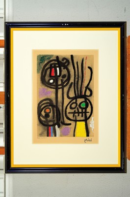 26777916a - Joan Miro, 1893-1983, four color lithographs with pochoir, 1960s, stamp signature below theimage, numbered on the left. 988/2000, embossing stamp from the "EuroArt" gallery in Vienna, approx. 32.5 x 22.5 cm abstract representations, approx. 48.5 x 62 cm or 62 x 48.5 cm, matching gallery frame with slight signs of wear