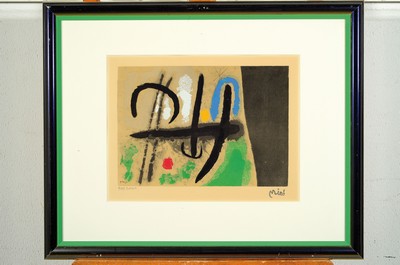 26777916c - Joan Miro, 1893-1983, four color lithographs with pochoir, 1960s, stamp signature below theimage, numbered on the left. 988/2000, embossing stamp from the "EuroArt" gallery in Vienna, approx. 32.5 x 22.5 cm abstract representations, approx. 48.5 x 62 cm or 62 x 48.5 cm, matching gallery frame with slight signs of wear