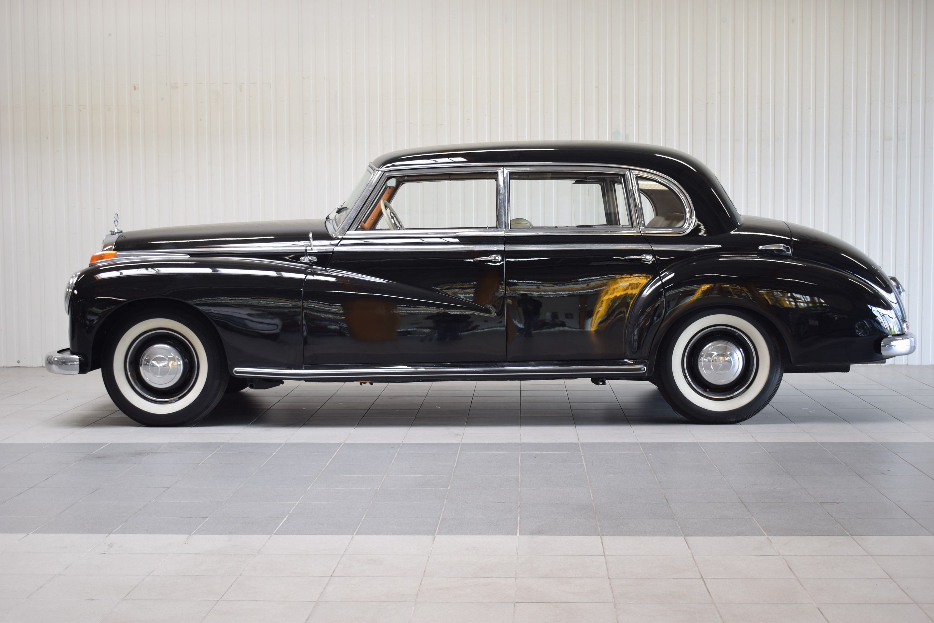 Detail f: Mercedes-Benz 300 Adenauer, EZ 08/1952, Laufleistung abgelesen 23.000 km, 3. Hand, H- Zulassung, HU 10/2025, 85kW/115 PS, 6- Zylinder, ...