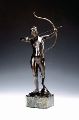 Image 26778480 - Scultur after the model of Oscar Bodin (1868- 1940), bronze sculpture, Diana as an archer, on a green veined stone base, signed on the foot, brown patinated, partially rubbed, bowstring missing, h. 42 cm