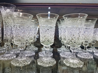 26778486b - 47 pieces Drinking glass service, probably Bavaria. Forest, 20th century, crystal glass, cut decor, 11 champagne flutes, 11 wine glasses, 13 small wine glasses, 12 whiskey glasses, good condition