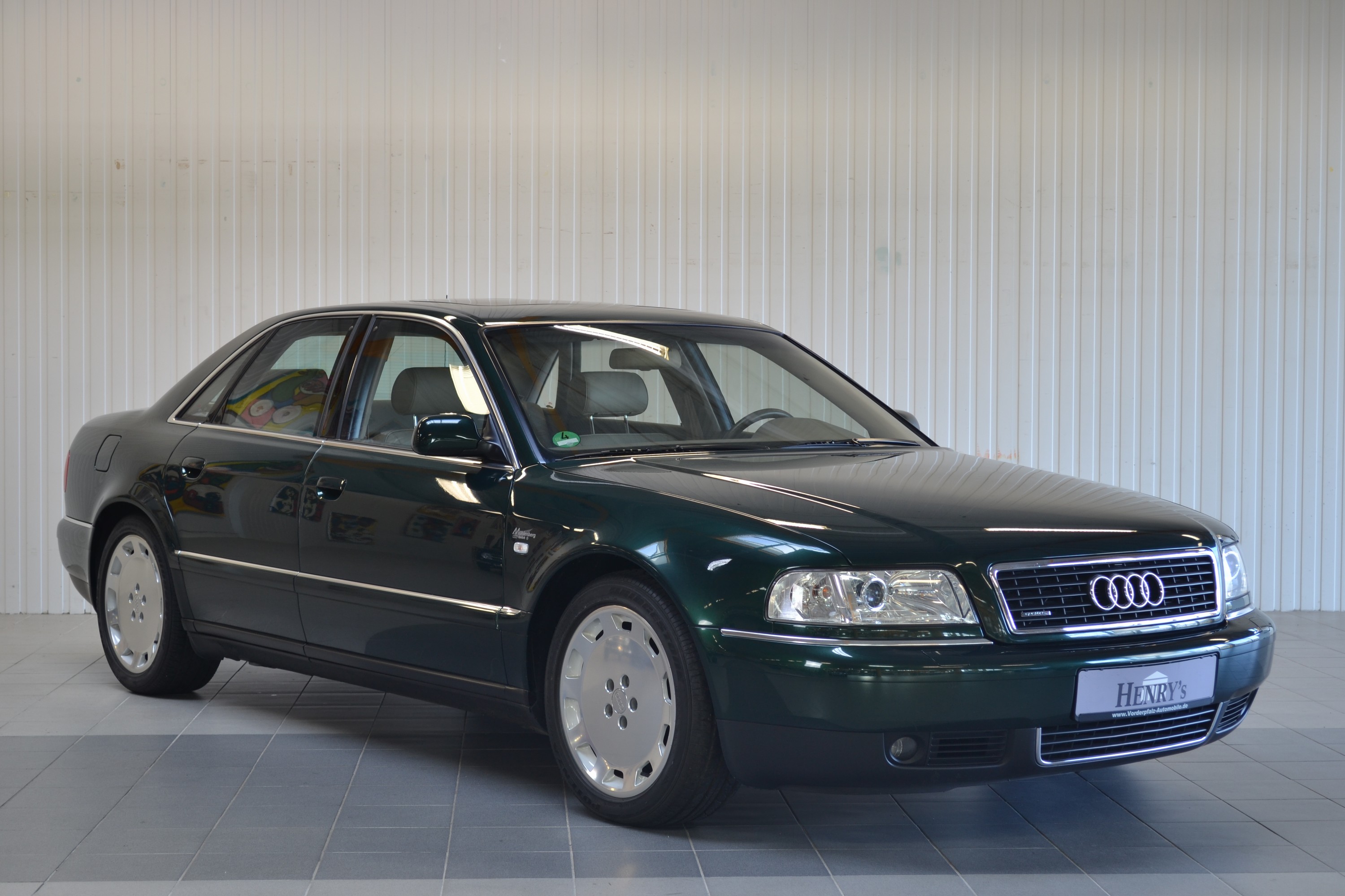 Audi A8 4.2 quattro, EZ 05/1999, Laufleistung 52.200km, 2. Hand, 228 kW/310 PS,8-Zylinder, Automatikgetriebe, Forstgrün, Leder Zimt/Beige, ...