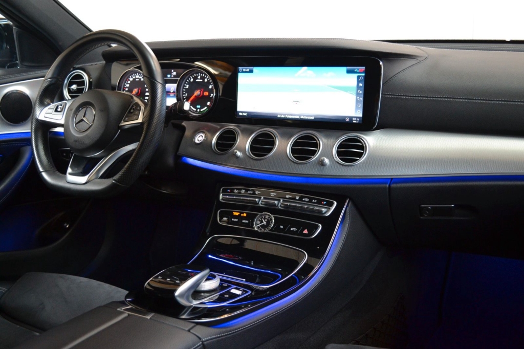 Detail g: Mercedes-Benz E350e AMG-Line, Benzin/Hybrid, EZ 04/2018, Laufleistung 48.600 km, 2. Hand, 155kW/210 PS, Automatikgetriebe,Polarweiss, Teilleder ...