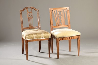Image 26778580 - Four chairs, Louis Seize, around 1780, solid walnut, backrest with breakthrough work, with fluting, different shapes, height approx. 89 cm, sh. approx. 45 cm, condition 2