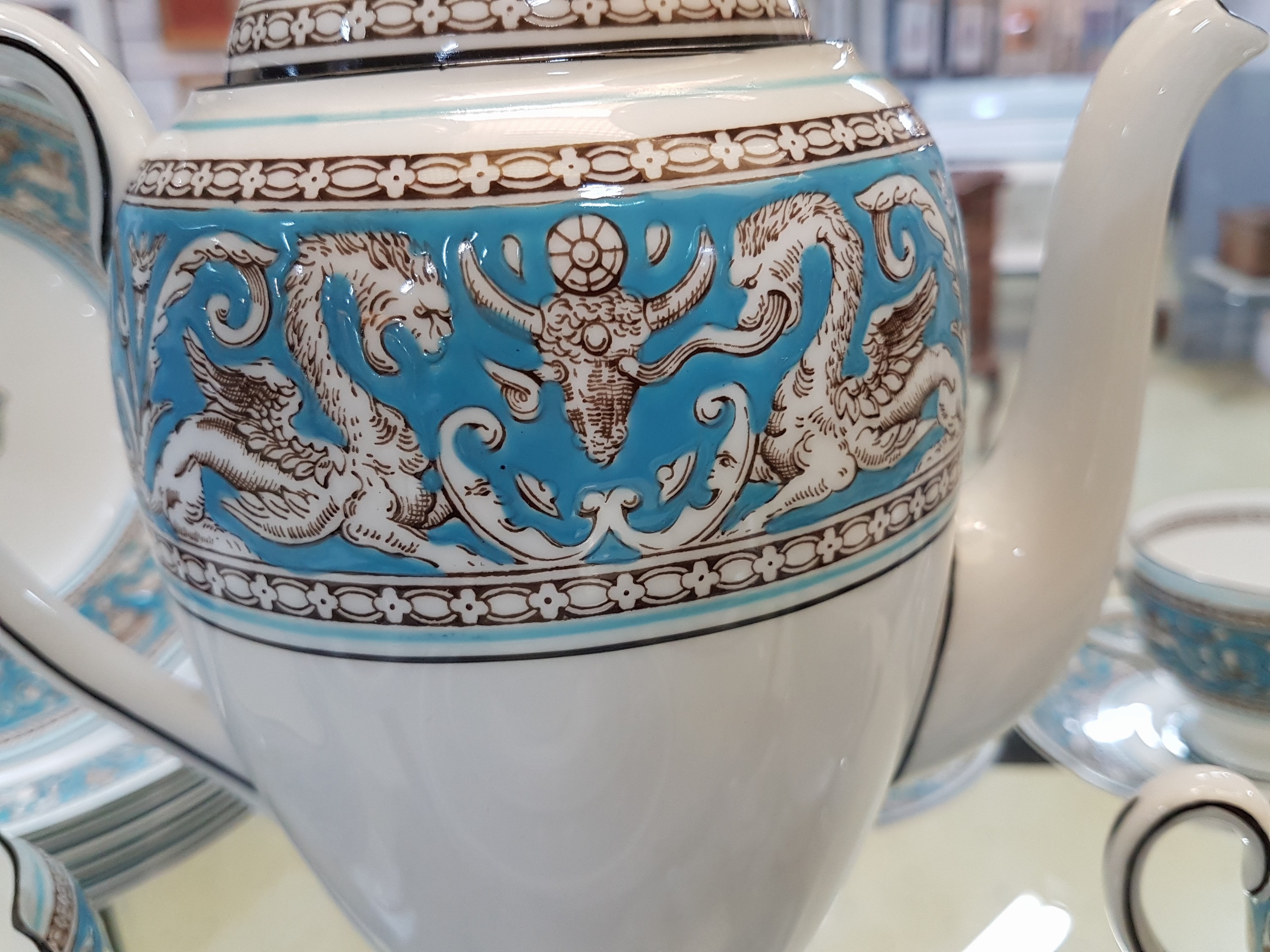 Detail h: Kaffeeservice, Wedgwood, "Florentine", Bone China/Porzellan, Kaffeekanne, Zuckerdose, Sahnegießer, 6 Tassen mit Untertasse, 6 ...