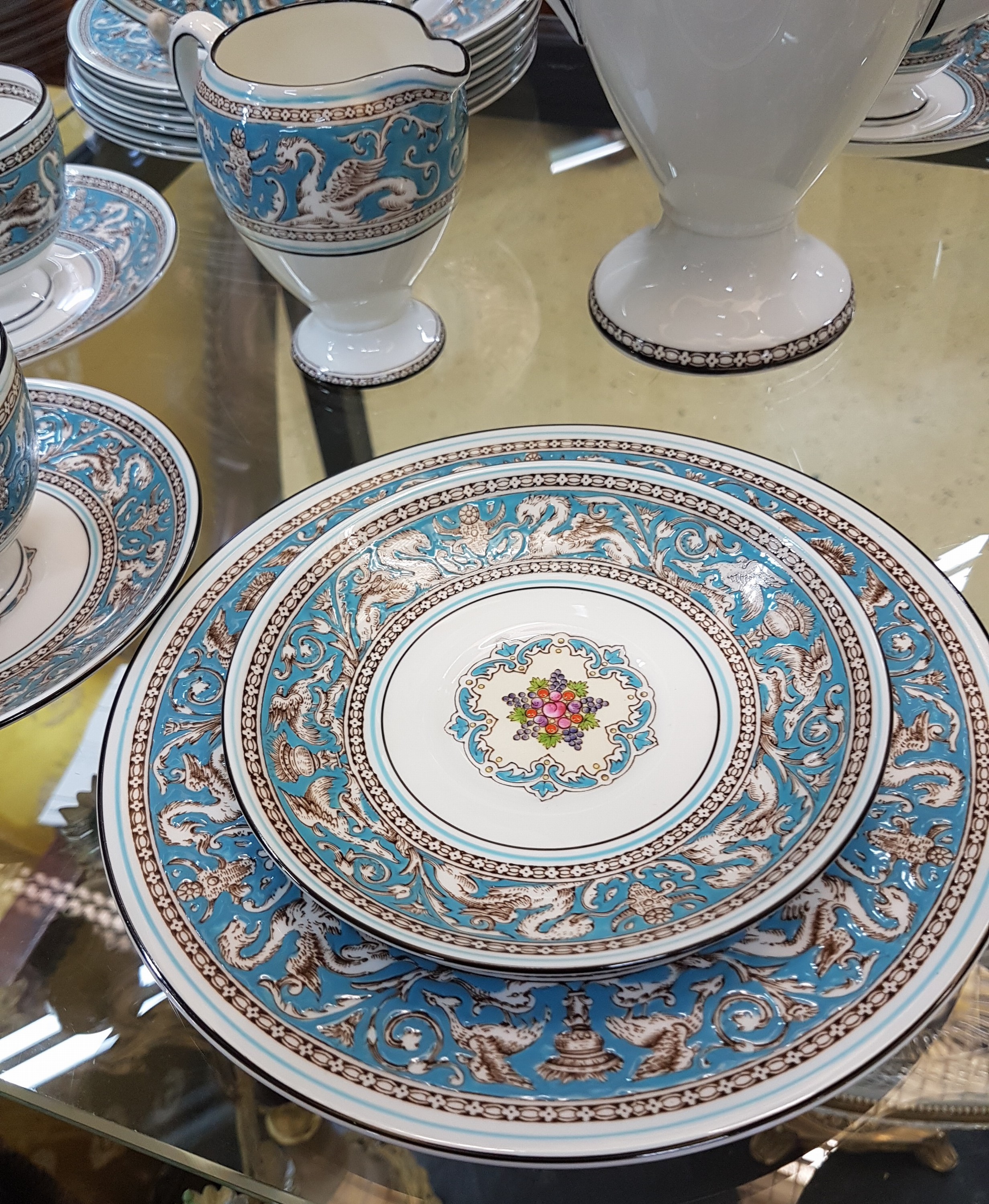 Detail j: Kaffeeservice, Wedgwood, "Florentine", Bone China/Porzellan, Kaffeekanne, Zuckerdose, Sahnegießer, 6 Tassen mit Untertasse, 6 ...