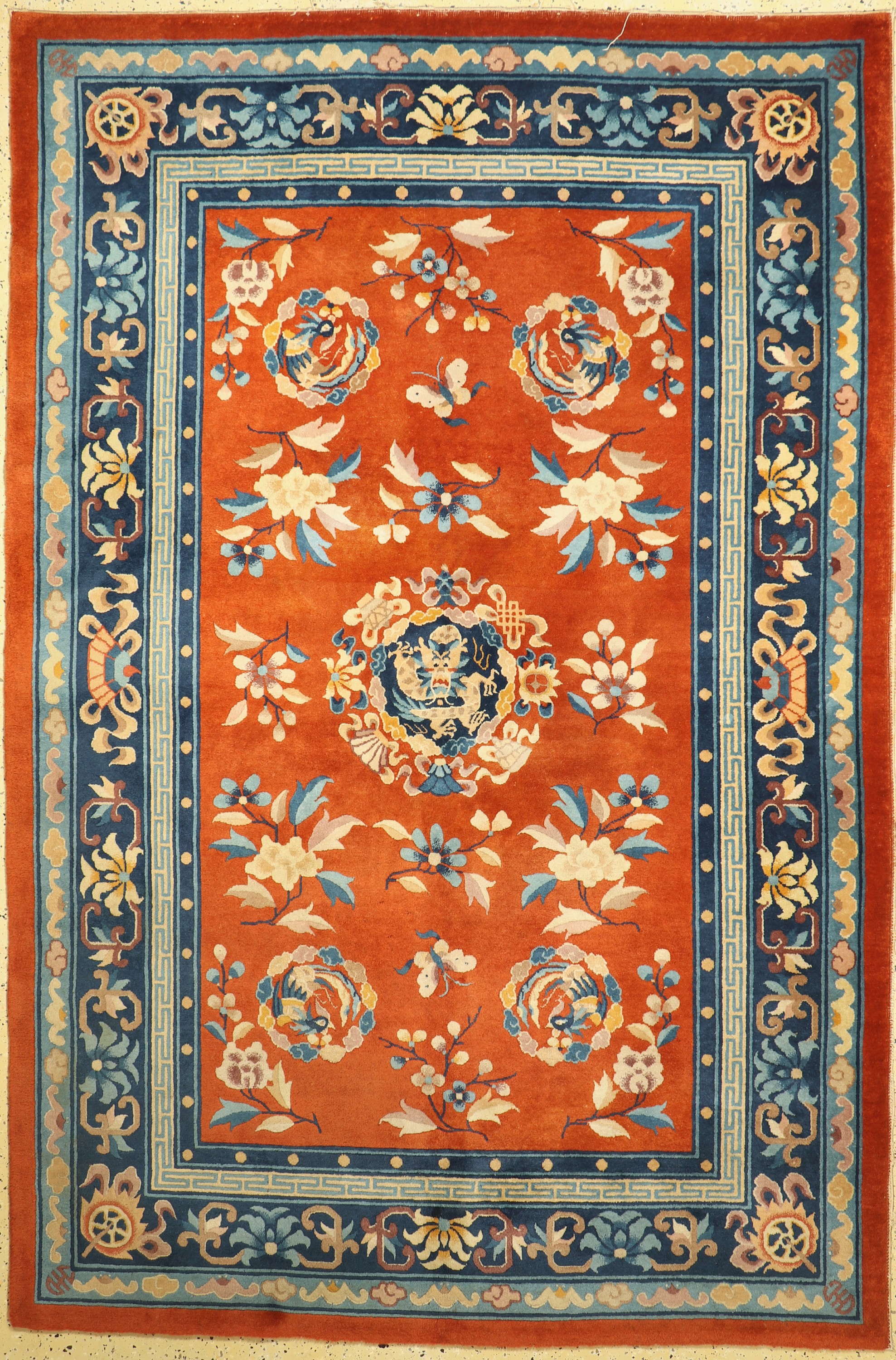 Peking"Drachen-Teppich", China, Anfang 20.Jhd, Wolle auf Baumwolle, ca. 275 x 183 cm,EHZ: 2